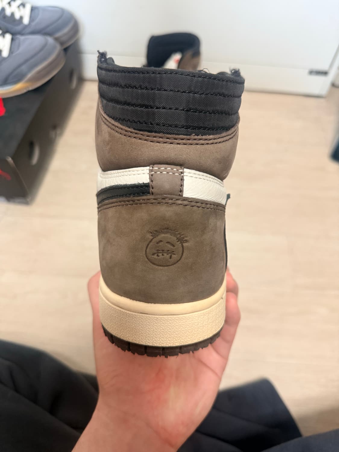 나이키 스캇 조던1 하이 og 모카 280 상품이미지6