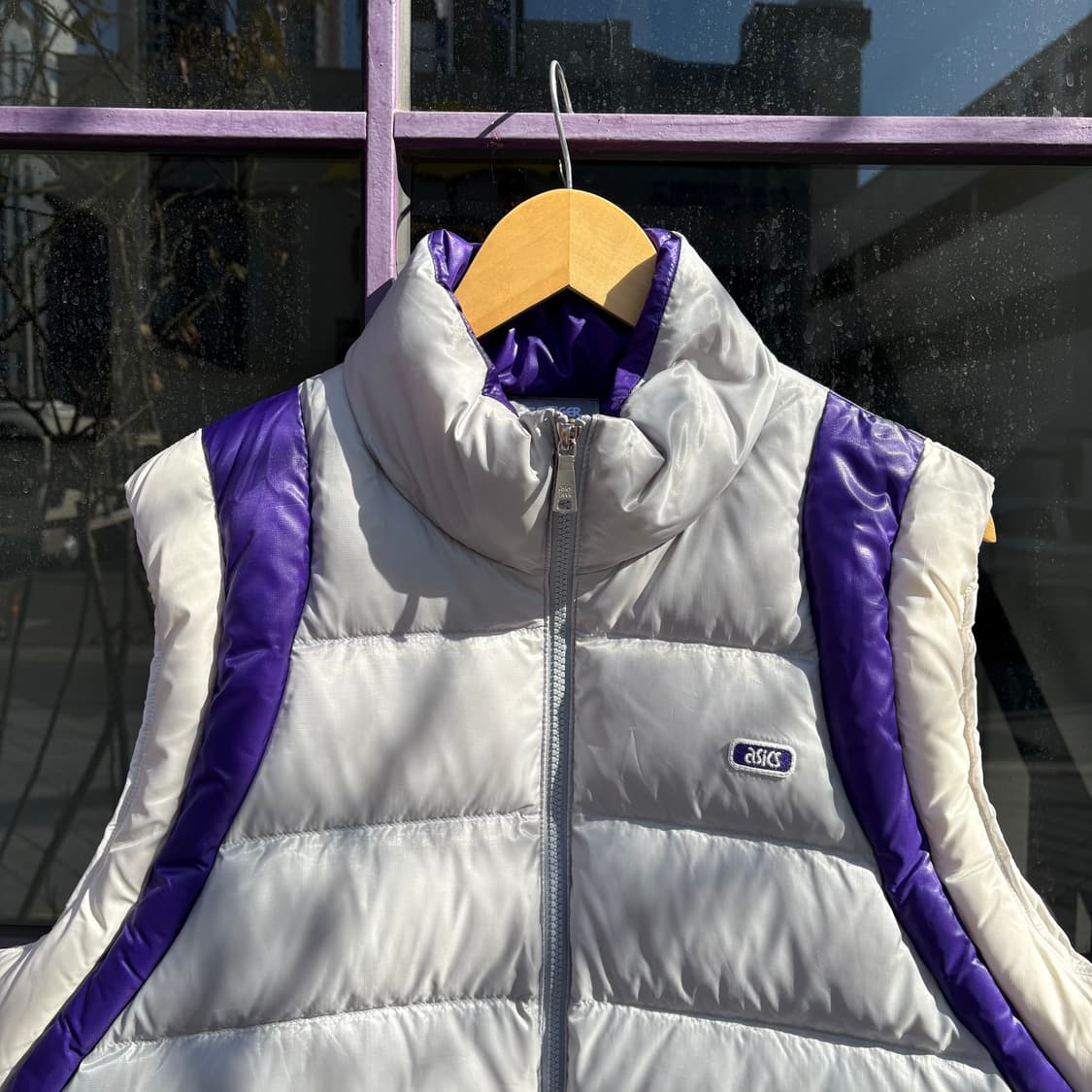 아식스 그레이 & 퍼플 다운 베스트 상품이미지2