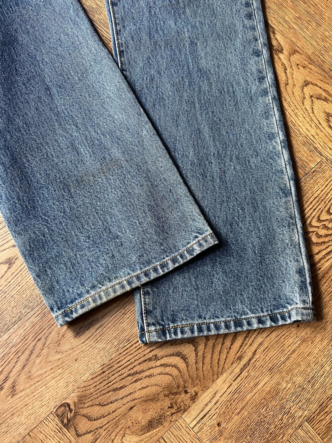 [33]리바이스 501 미디엄블루 워싱 데님 팬츠 상품이미지6