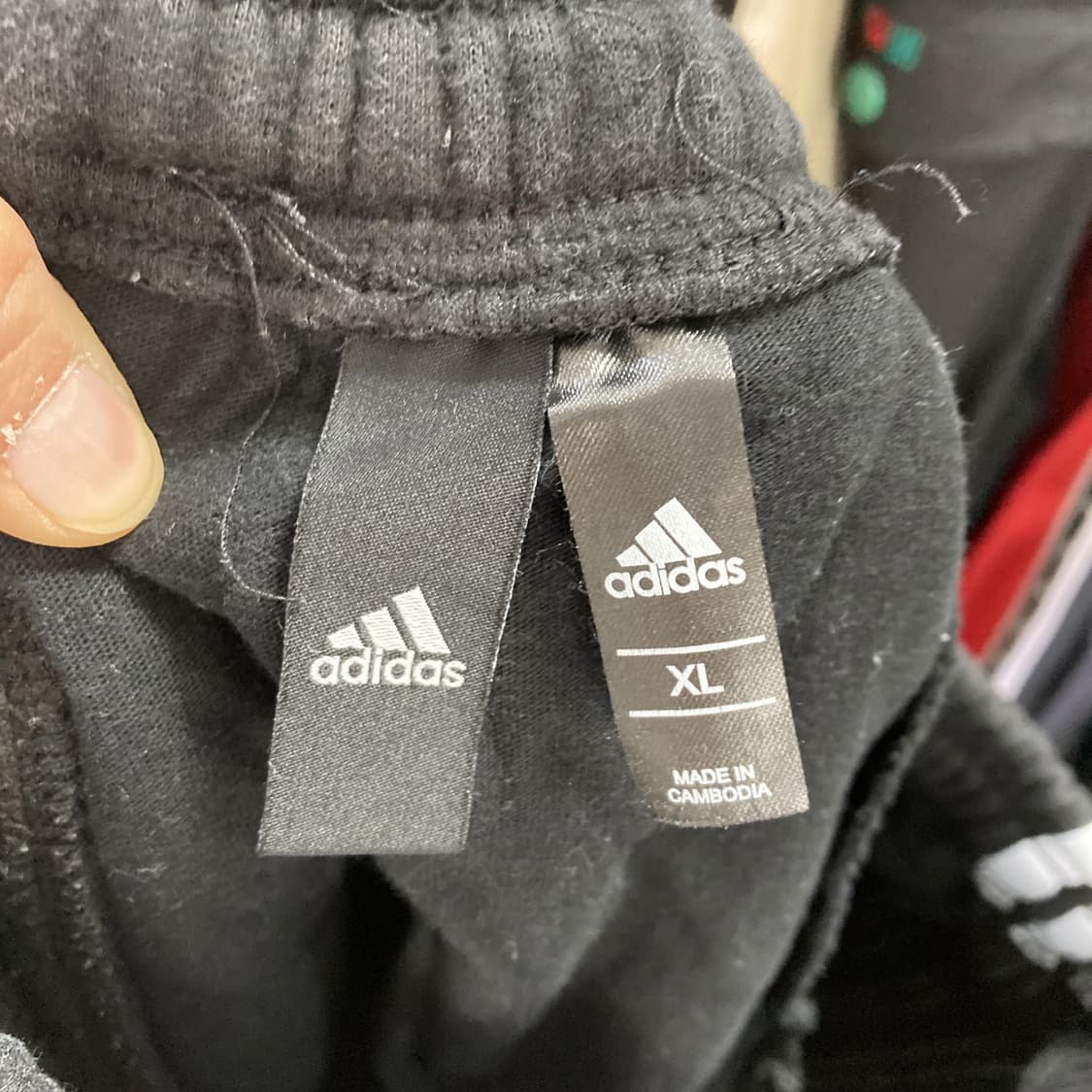 아디다스 남 테이퍼드플리스팬츠 XL 영구제 중고장터  상품이미지4