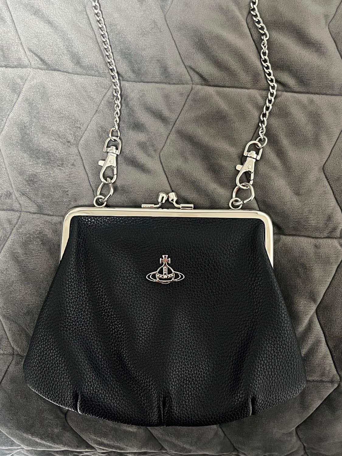 비비안웨스트우드 조안나 프레임 펄스 비건백 상품이미지2