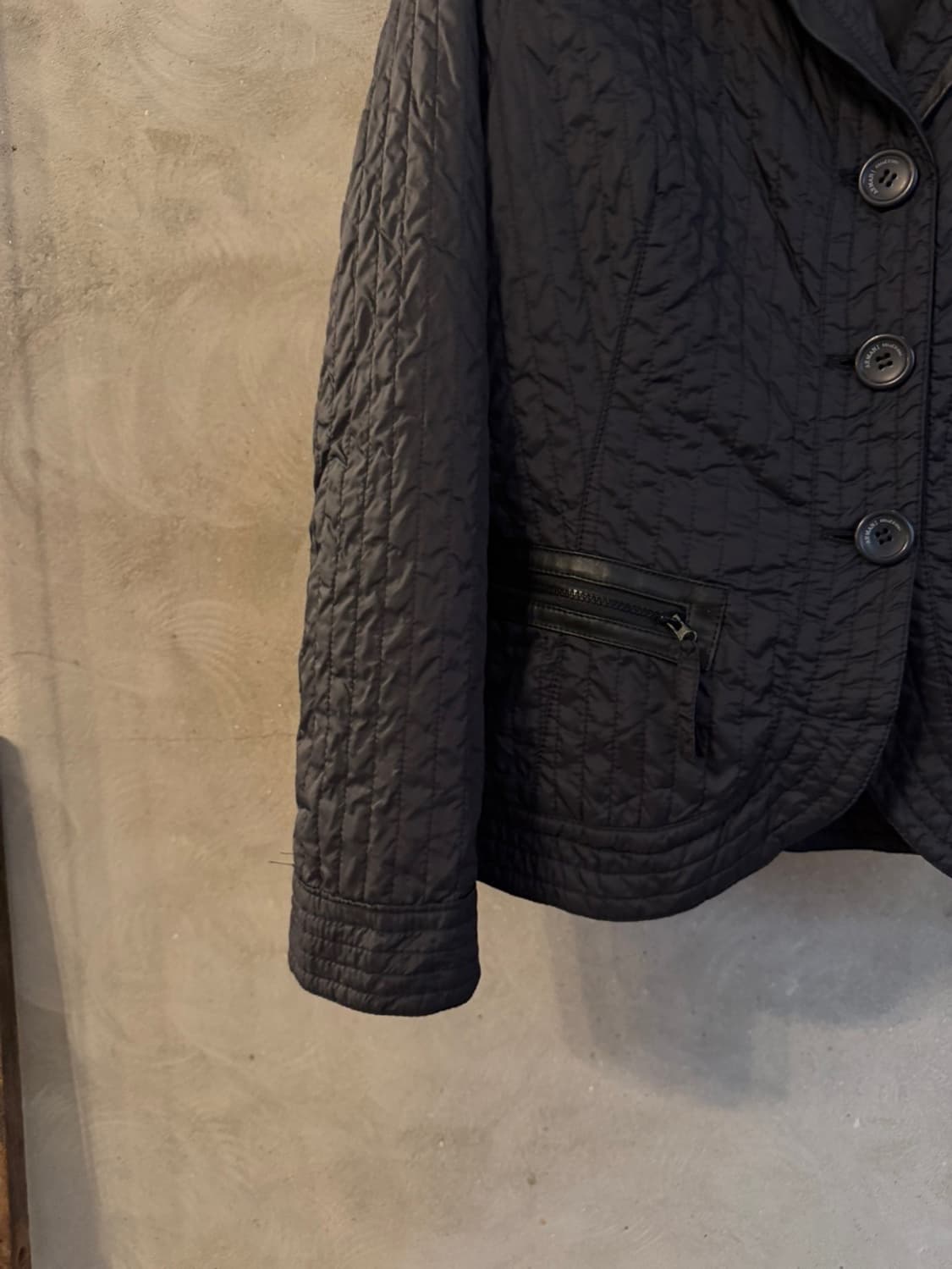 아르마니 꼴레지오니 퀼팅 자켓 55 상품이미지4