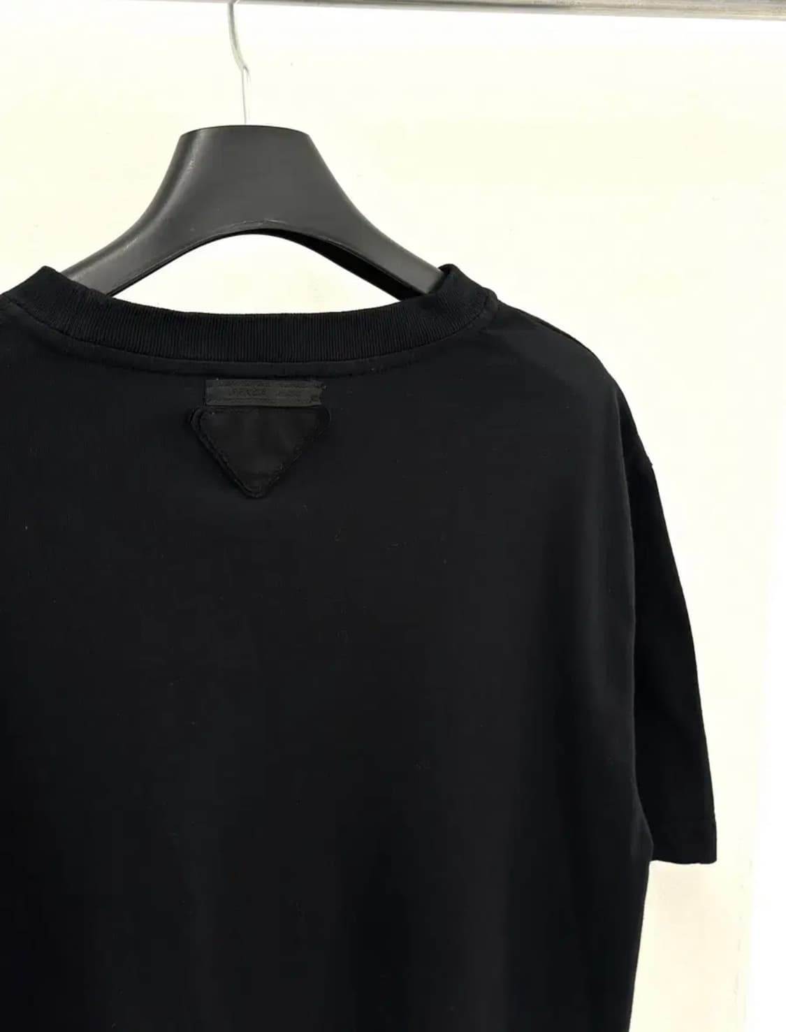 Prada 프라다 코튼 티셔츠 블랙 상품이미지5