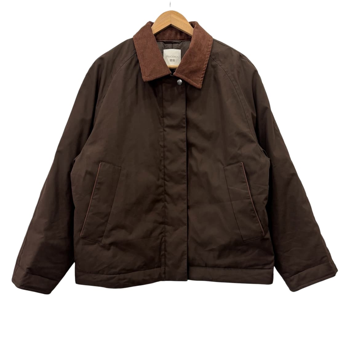 유니클로 Jw앤더슨 퍼프 테크 숏 자켓 상품이미지1