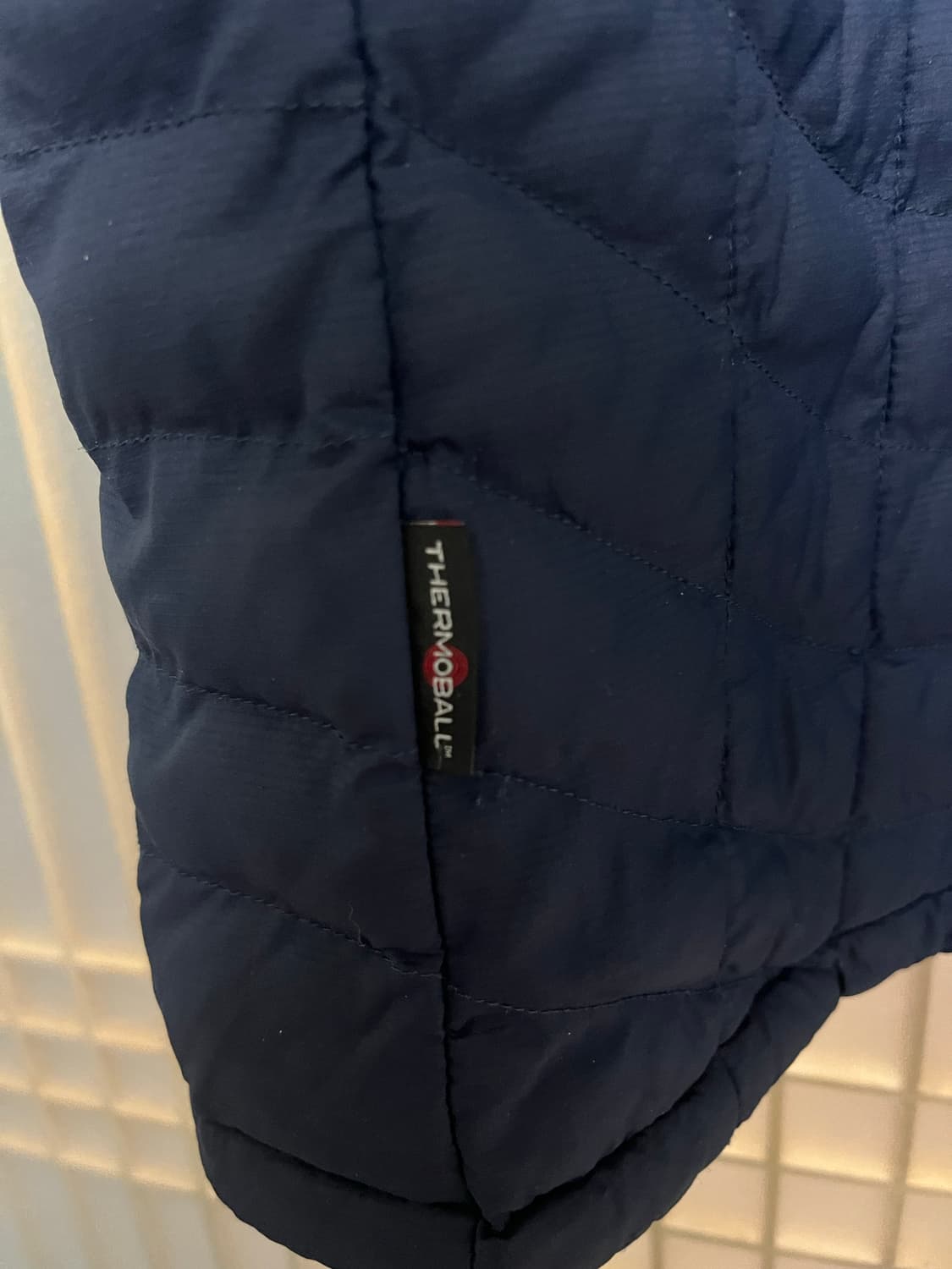 xxl)노스페이스 써모볼 경량패딩 네이비 상품이미지5