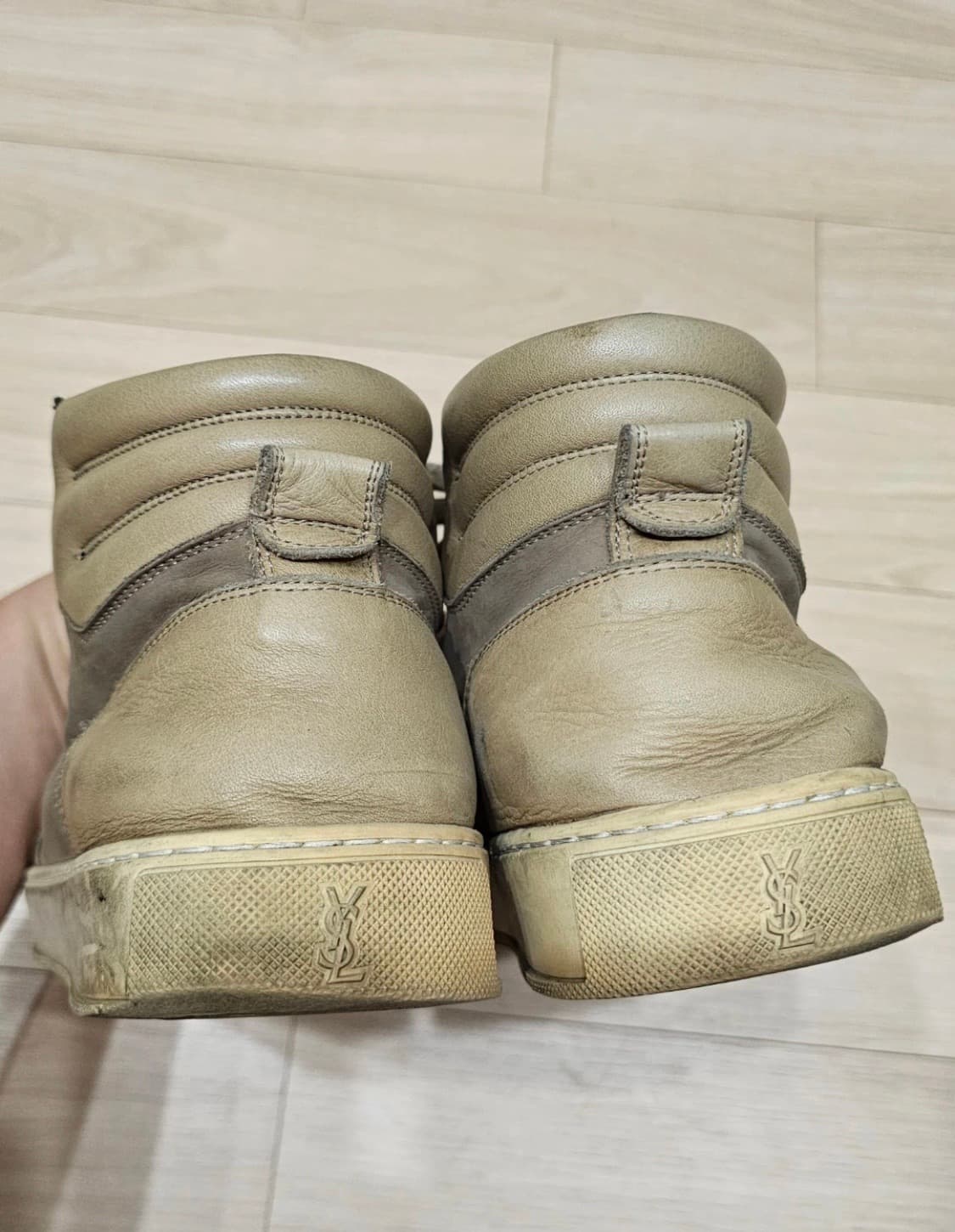 생로랑 하이탑 42size 거저 먹기 팔기 상품이미지4