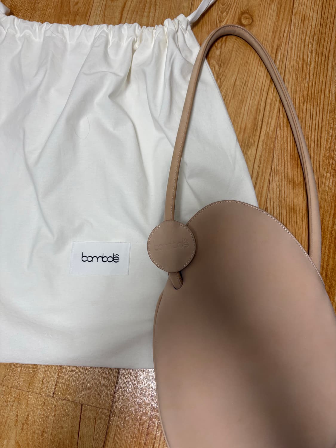 밤볼레 saturn bag 상품이미지2