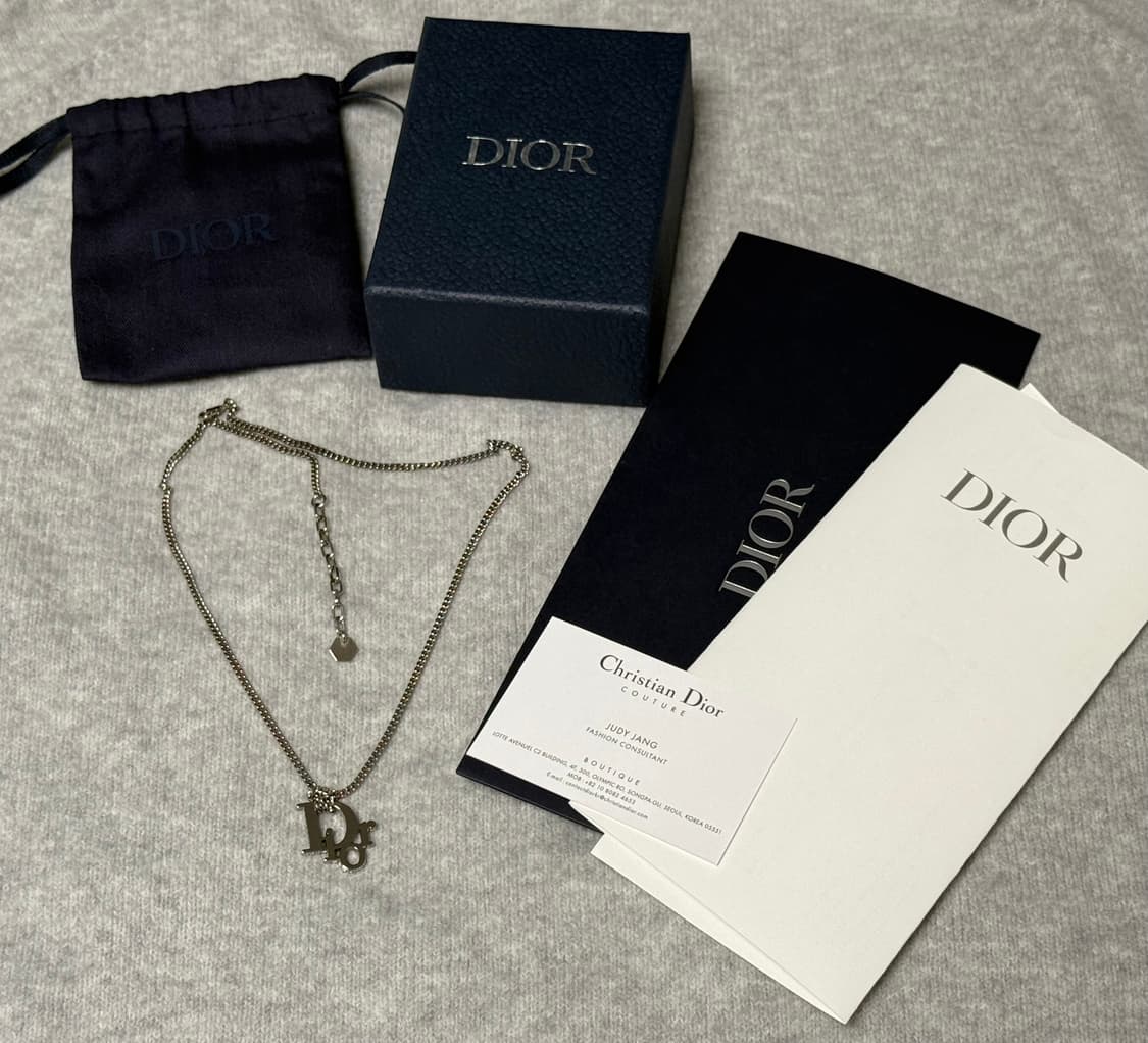 디올 오블리크 펜던트 목걸이 거의 새상품(25년10월) 상품이미지4