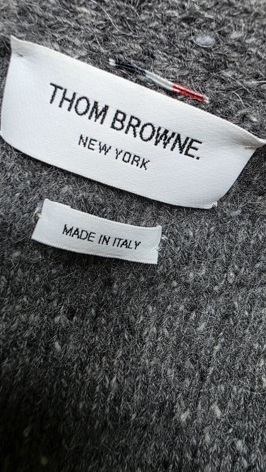 [4,새상품급]톰브라운 리버스 사선 가디건 상품이미지5