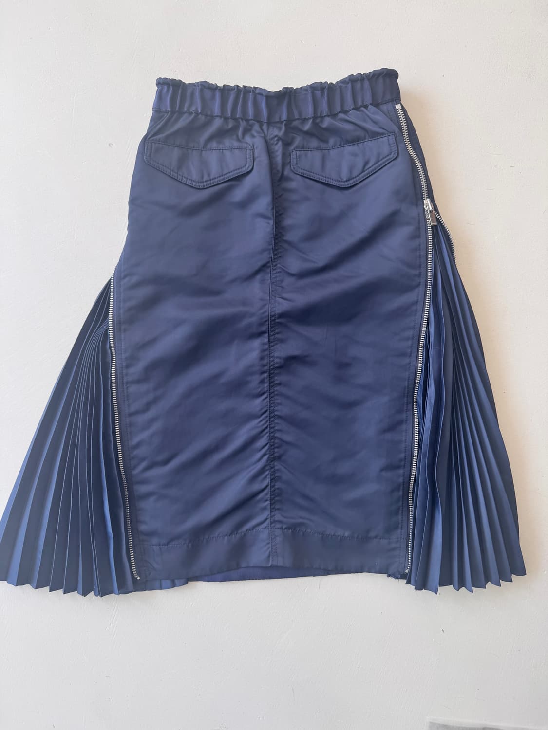 사카이 네이비컬러 폴리 시그니쳐 스커트 사이즈 1 상품이미지3