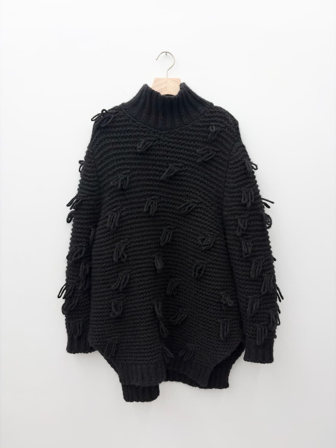 TUFT CHUNKY KNIT SWEATER 상품이미지1