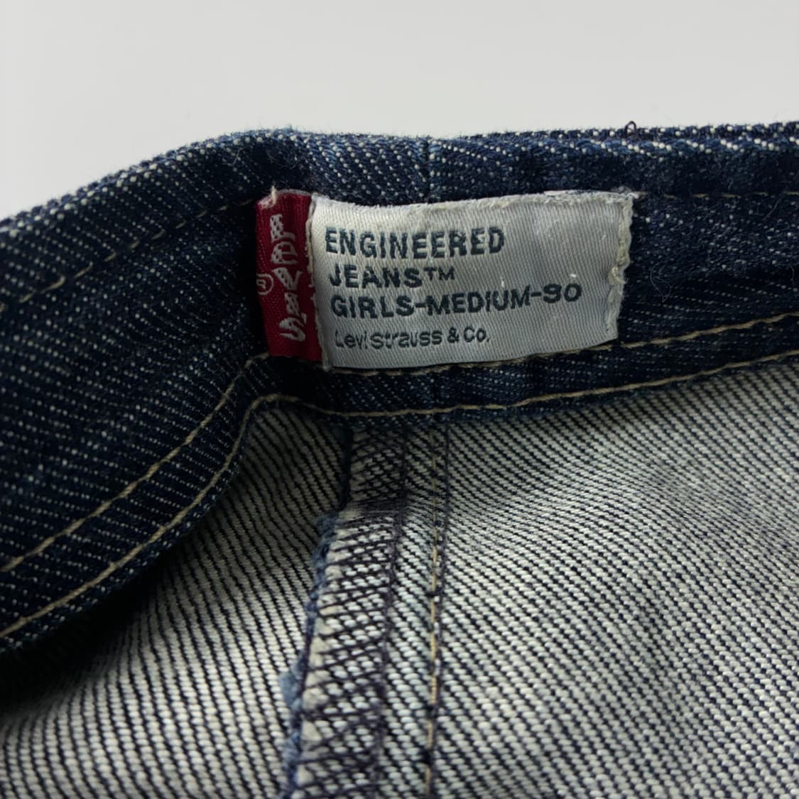 Levi‘s 리바이스 에지니어드진 00‘s 아이언 버클 데님 랩 스커트 상품이미지7