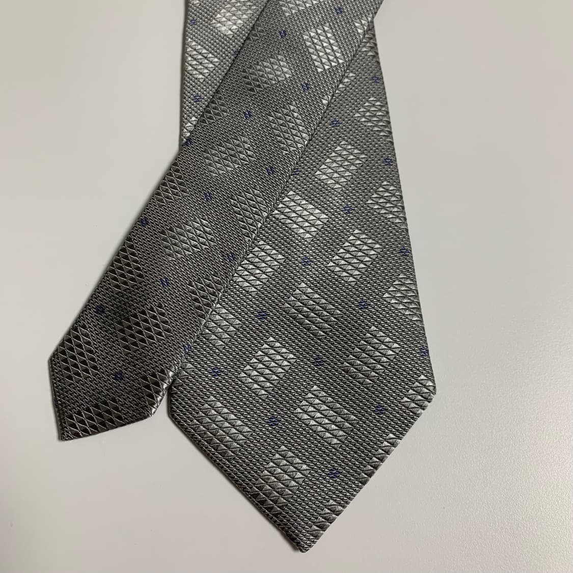 조르지오 아르마니(ARMANI) 기하학적패턴 명품넥타이 정장패션 A+등급 상품이미지4