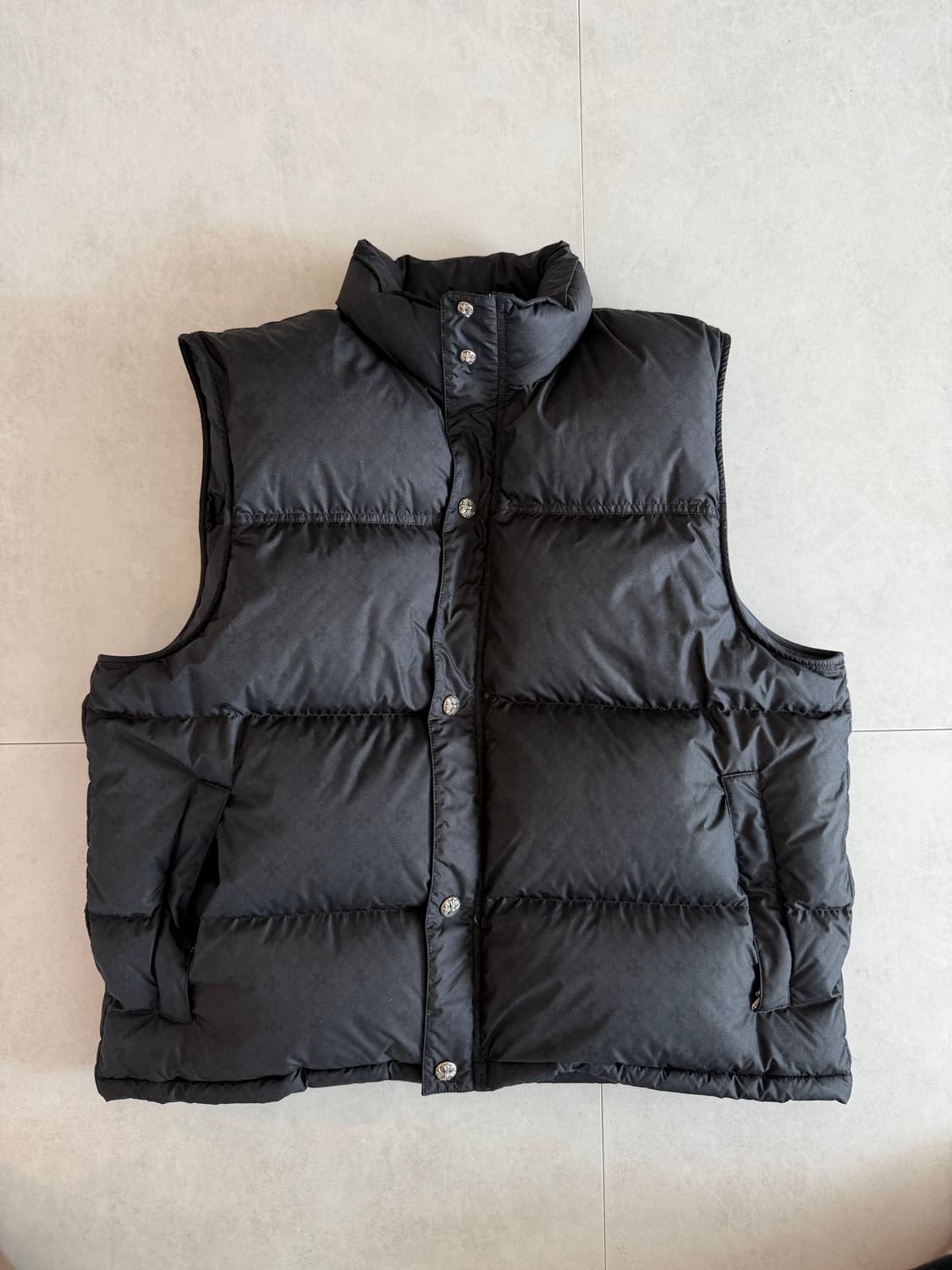 크롬하츠 stiff v2 푸퍼 패딩조끼 XL 상품이미지1