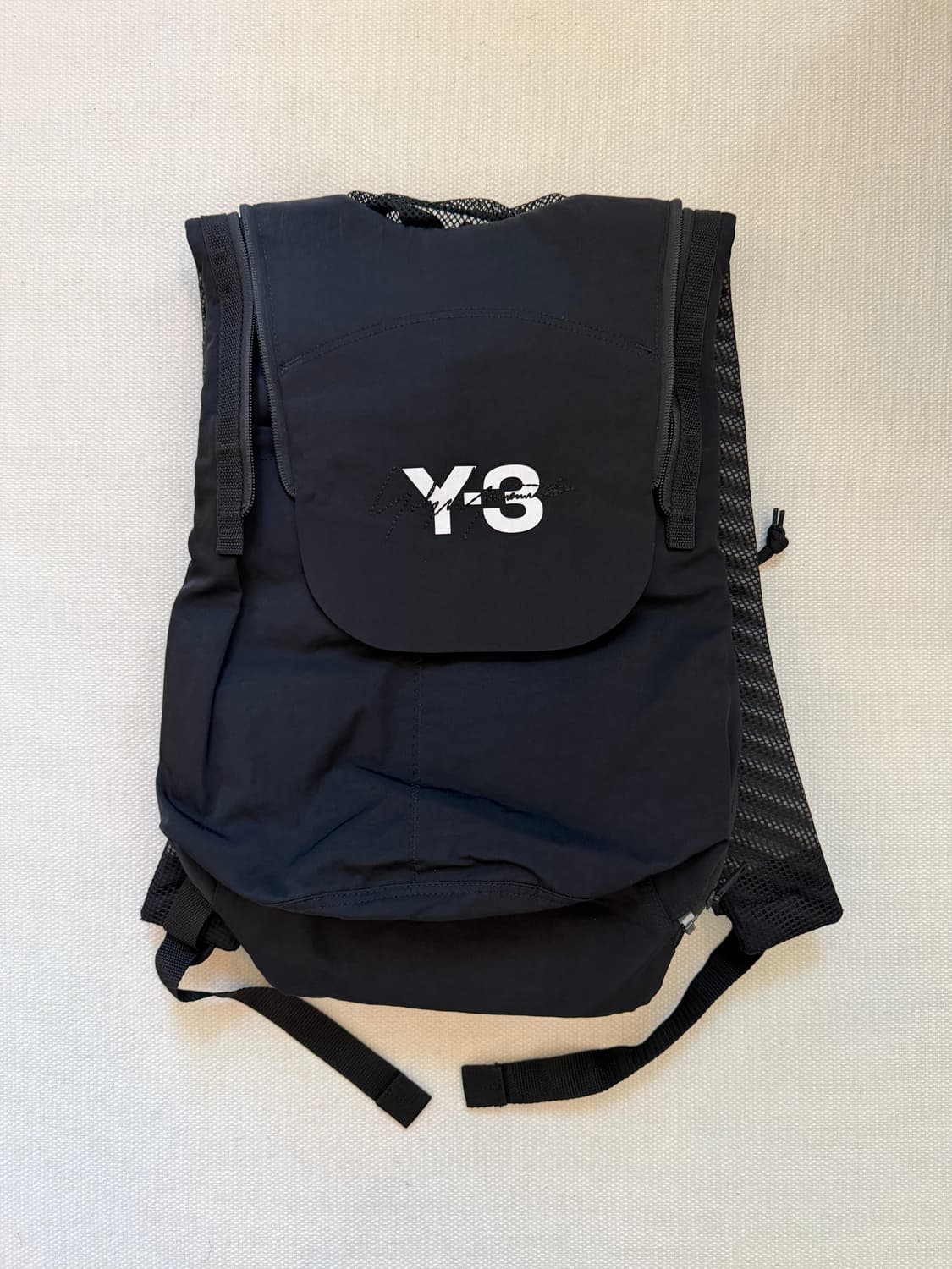 Y-3 런닝 백팩 (1회 착용) 상품이미지1