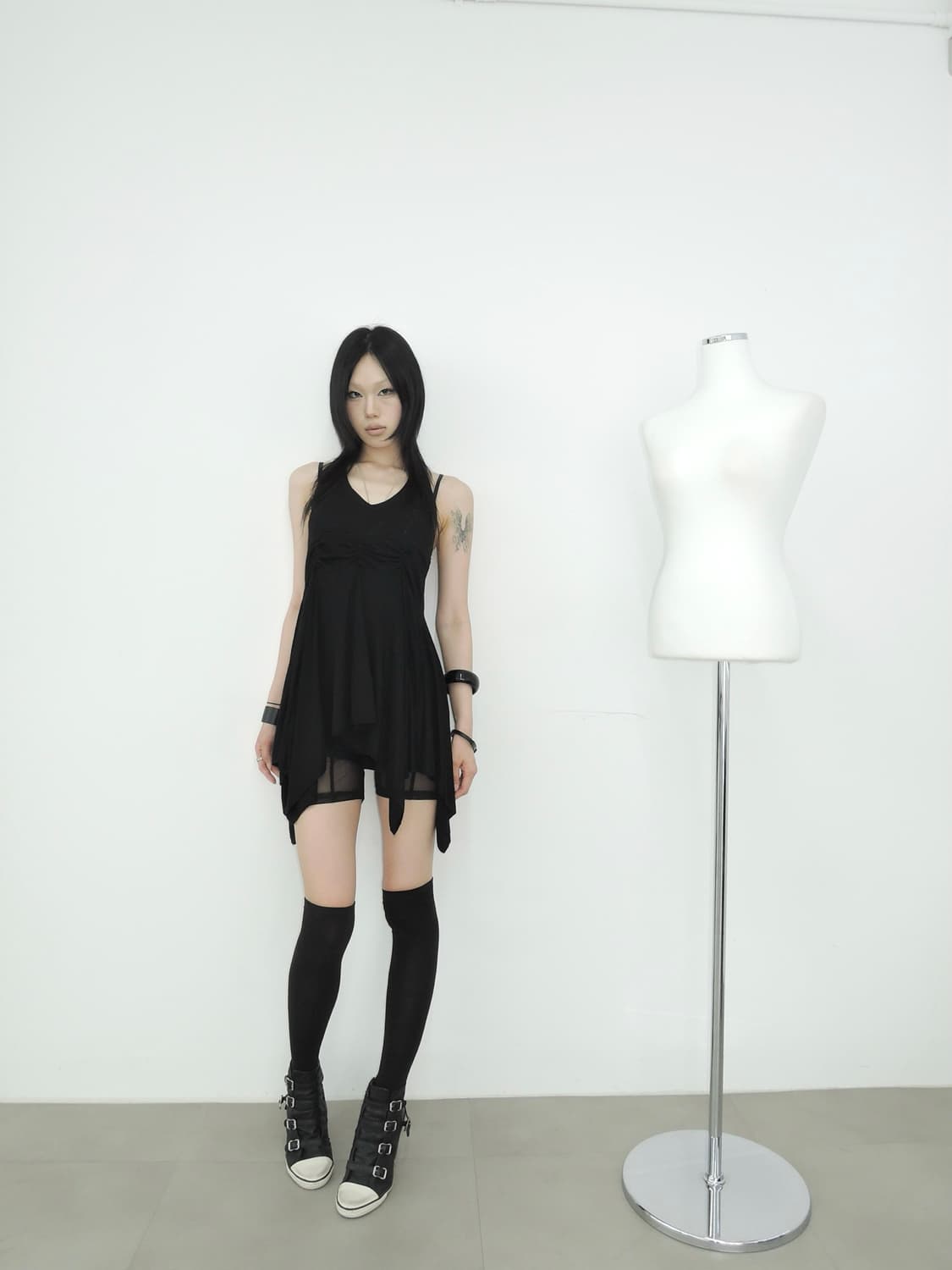 Layered Halterneck Handkerchief Dress 상품이미지1