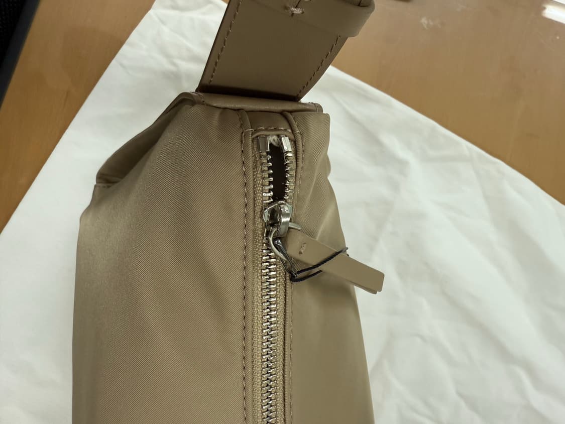 오스트카카 소프트숄더 나일론백 새상품 상품이미지6