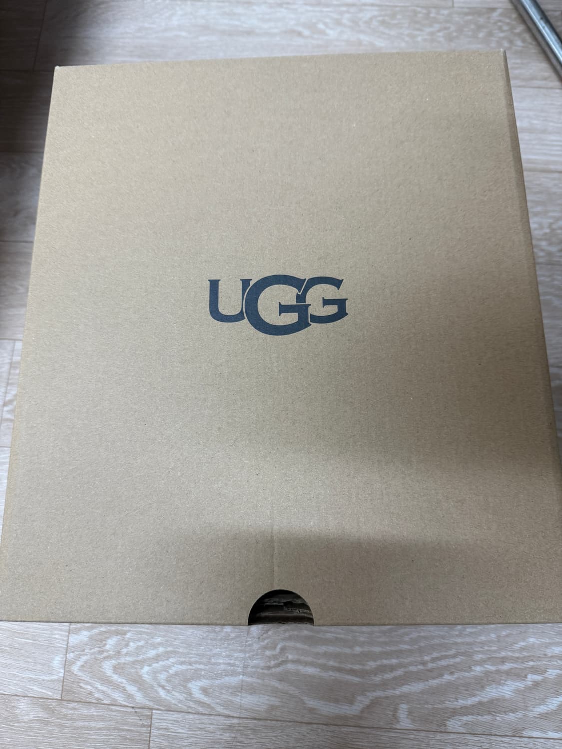 UGG 클래식 울트라 미니 플랫폼 부츠 250 상품이미지8