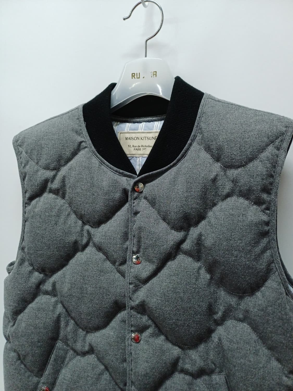 메종키츠네 덕다운 퀼팅 패딩조끼 (여성66~66반) 상품이미지5