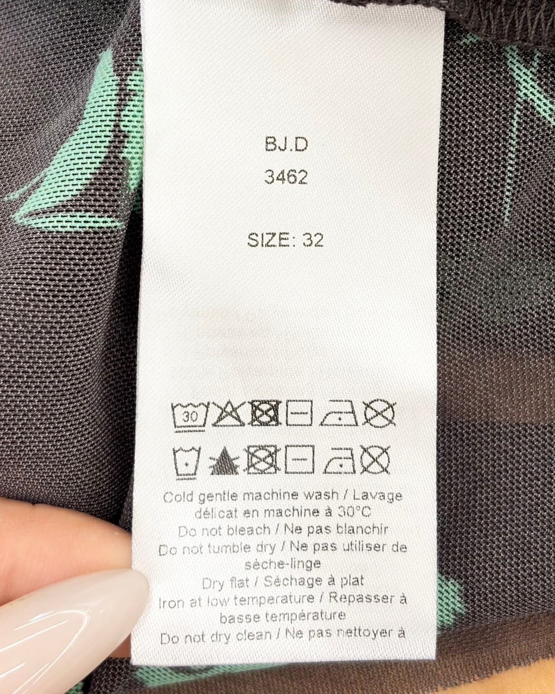 가니 블랙 프린트 메쉬 터틀넥 티셔츠  상품이미지9