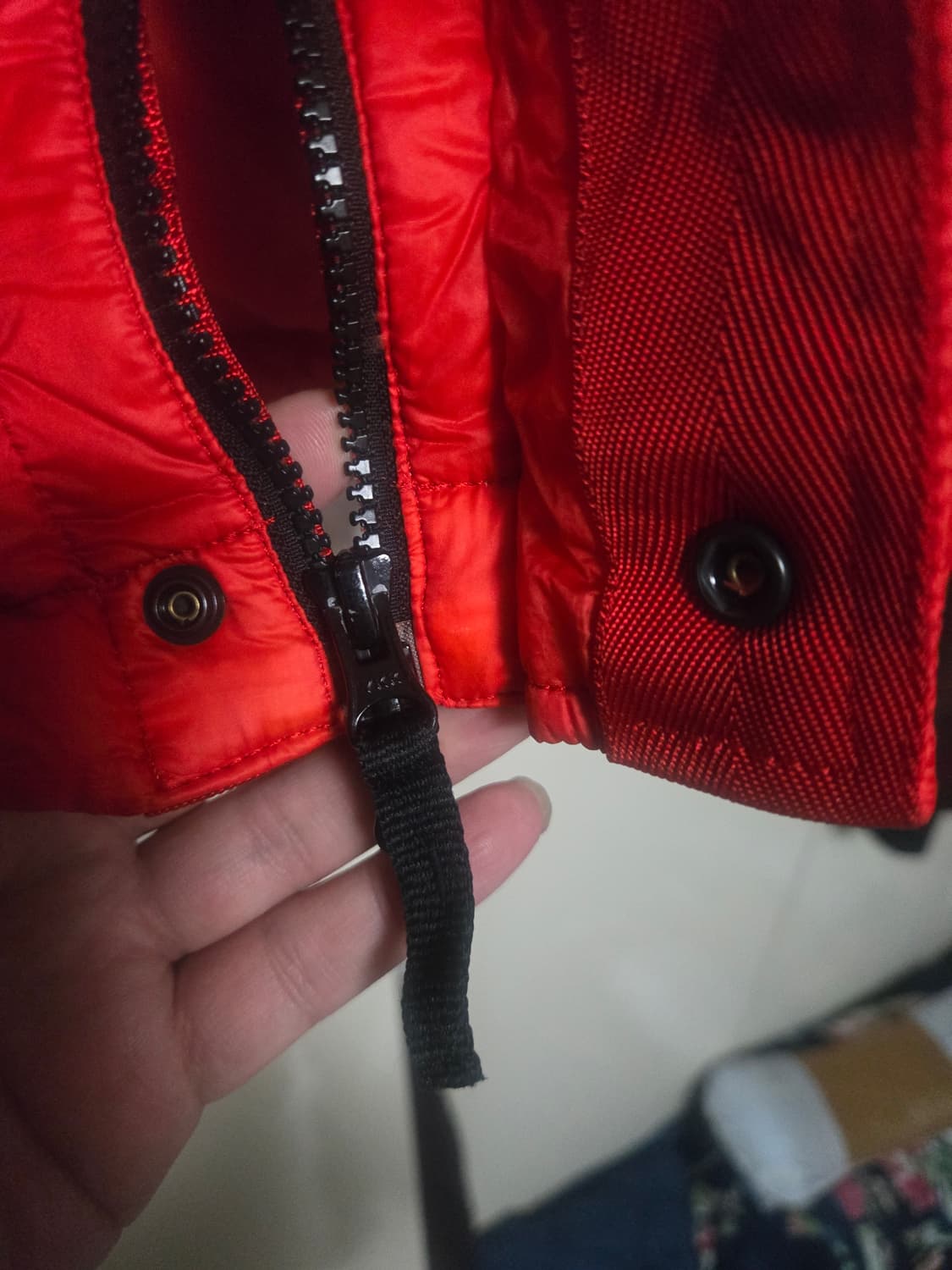 스톤아일랜드 가먼트다잉 패딩 XL 팝니다 상품이미지4