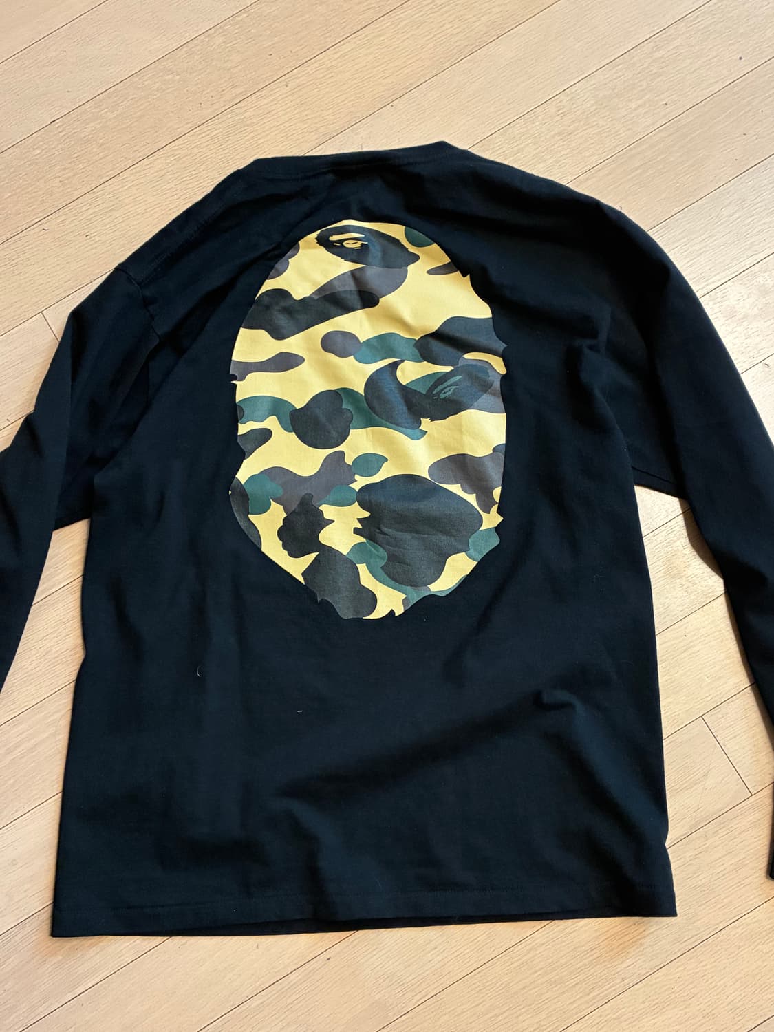 베이프 베이프 퍼스트 카모 빅 에이프 헤드 롱슬리브 티셔츠 블랙 옐로우 상품이미지3