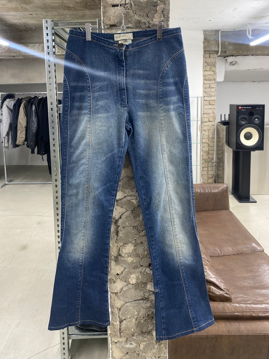 라거펠트 갤러리 by 디젤 우먼 플레어 팬츠 상품이미지1