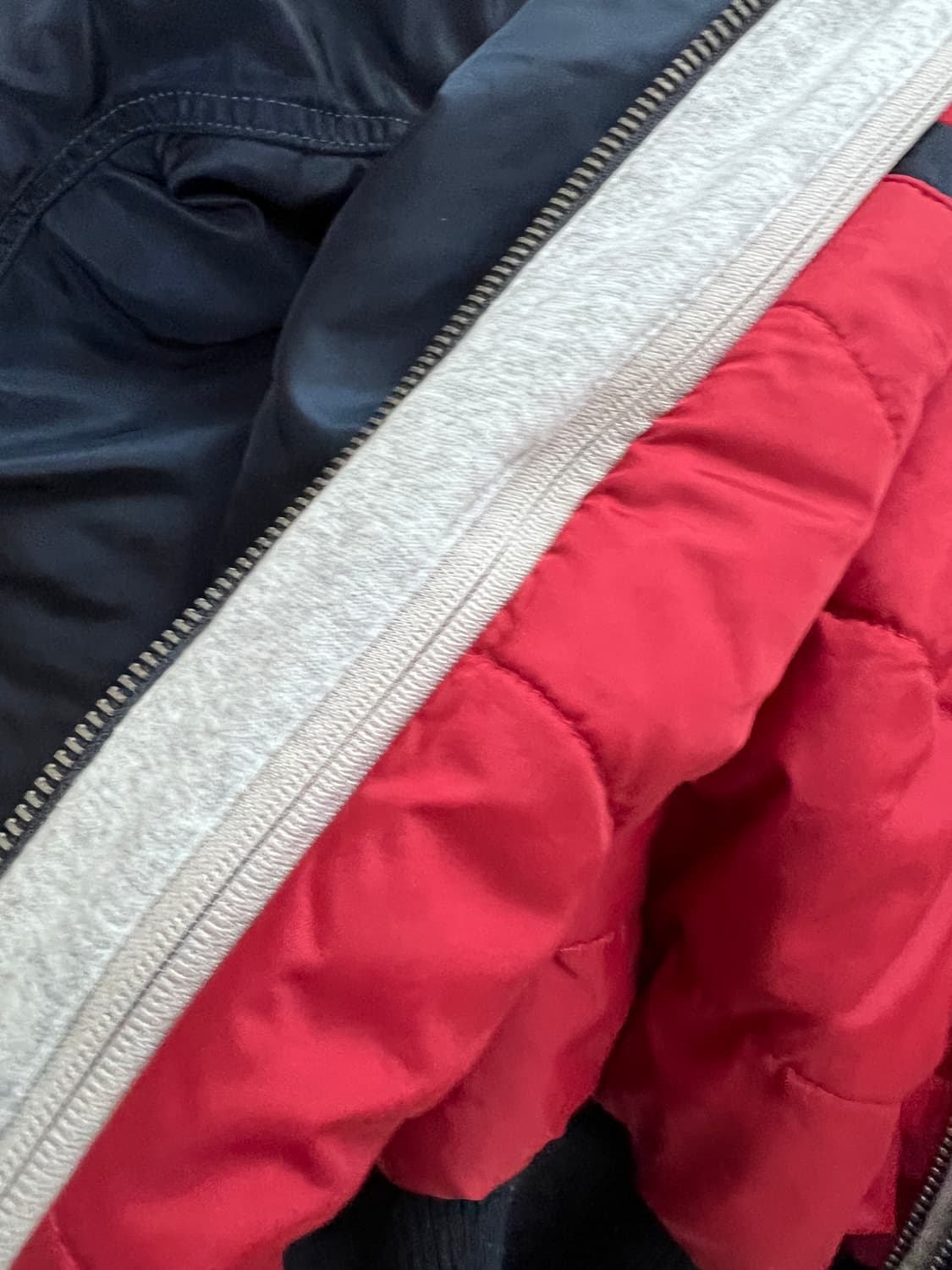 알파 인더스트리 봄버 패딩 상품이미지4