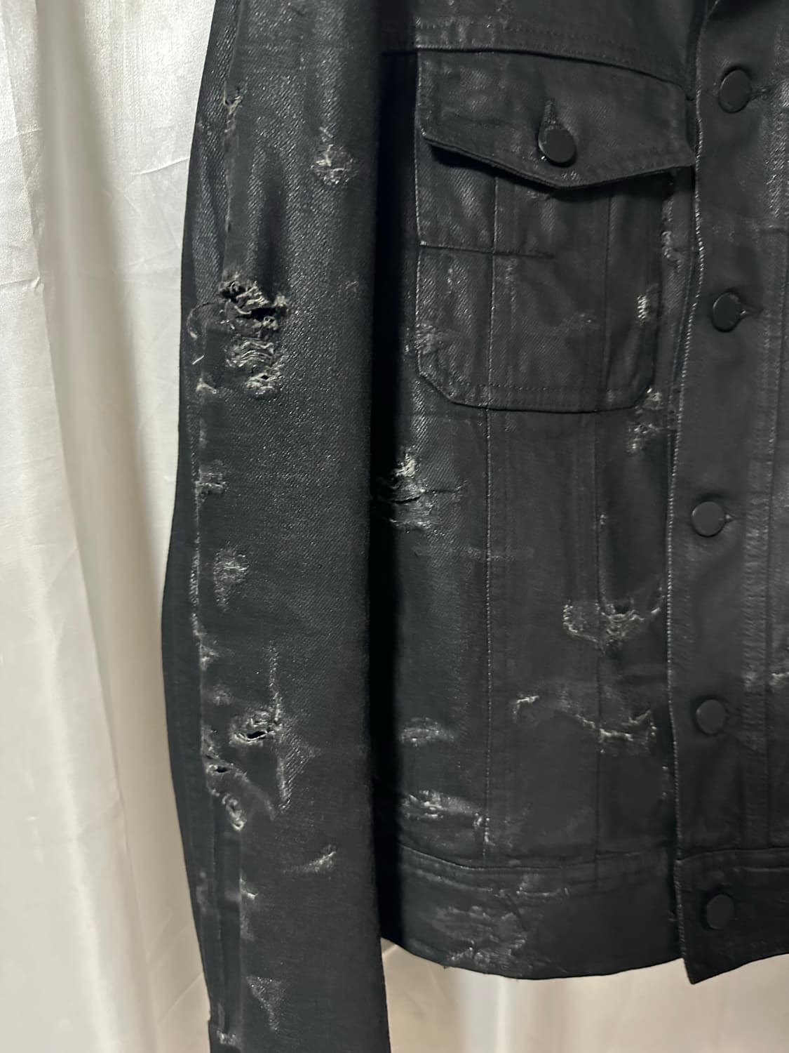 디올옴므 04 strip 디스트레스드 트러커 자켓 상품이미지2