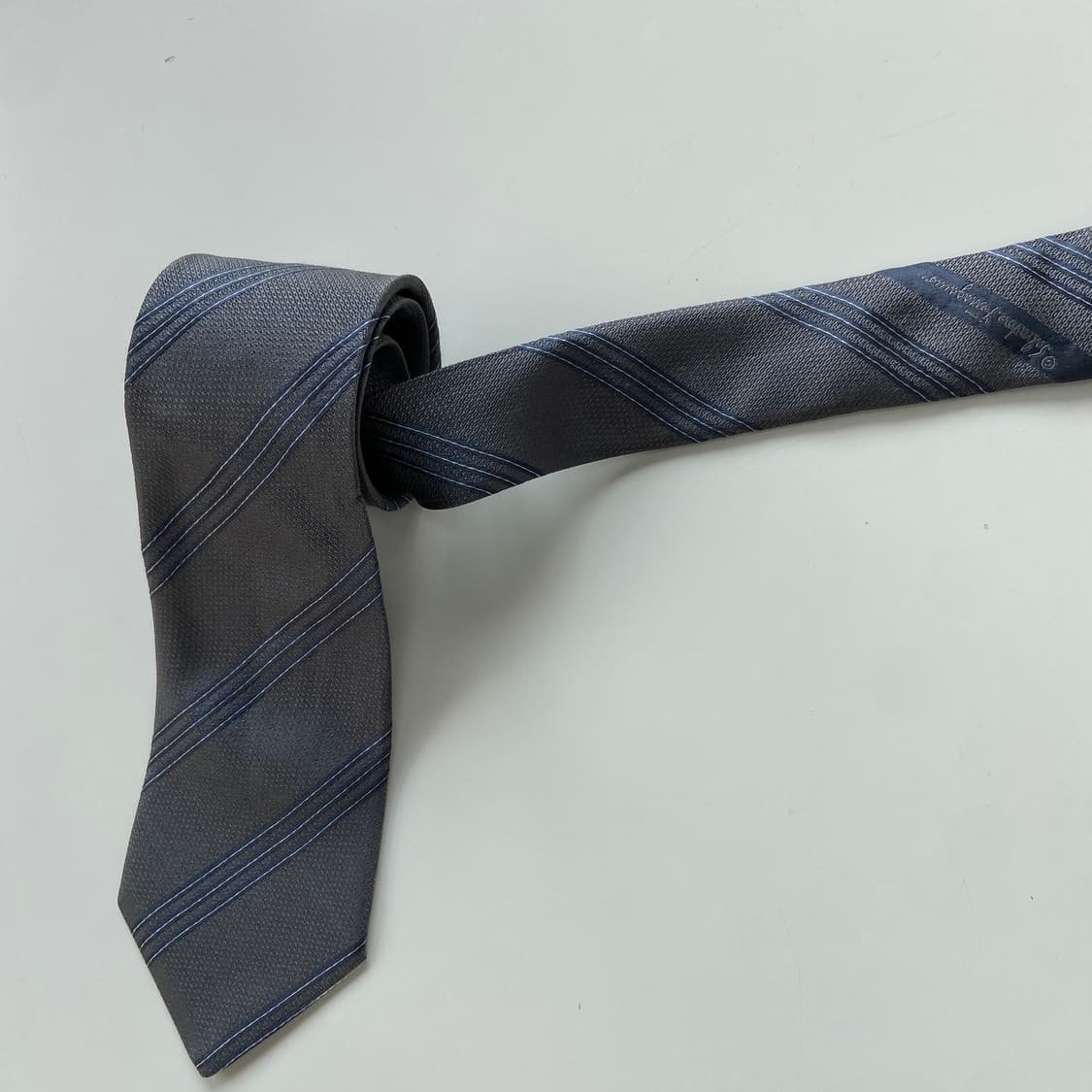 페레가모(Ferragamo) 명품 정품 넥타이 8.3cm 상품이미지5