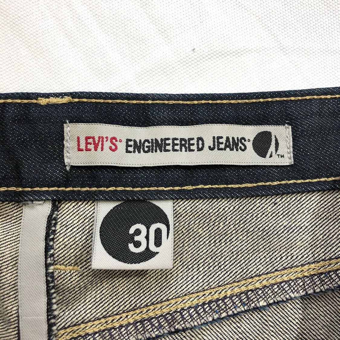 리바이스 엔지니어드 스티치 포인트 데님 팬츠 32 상품이미지7