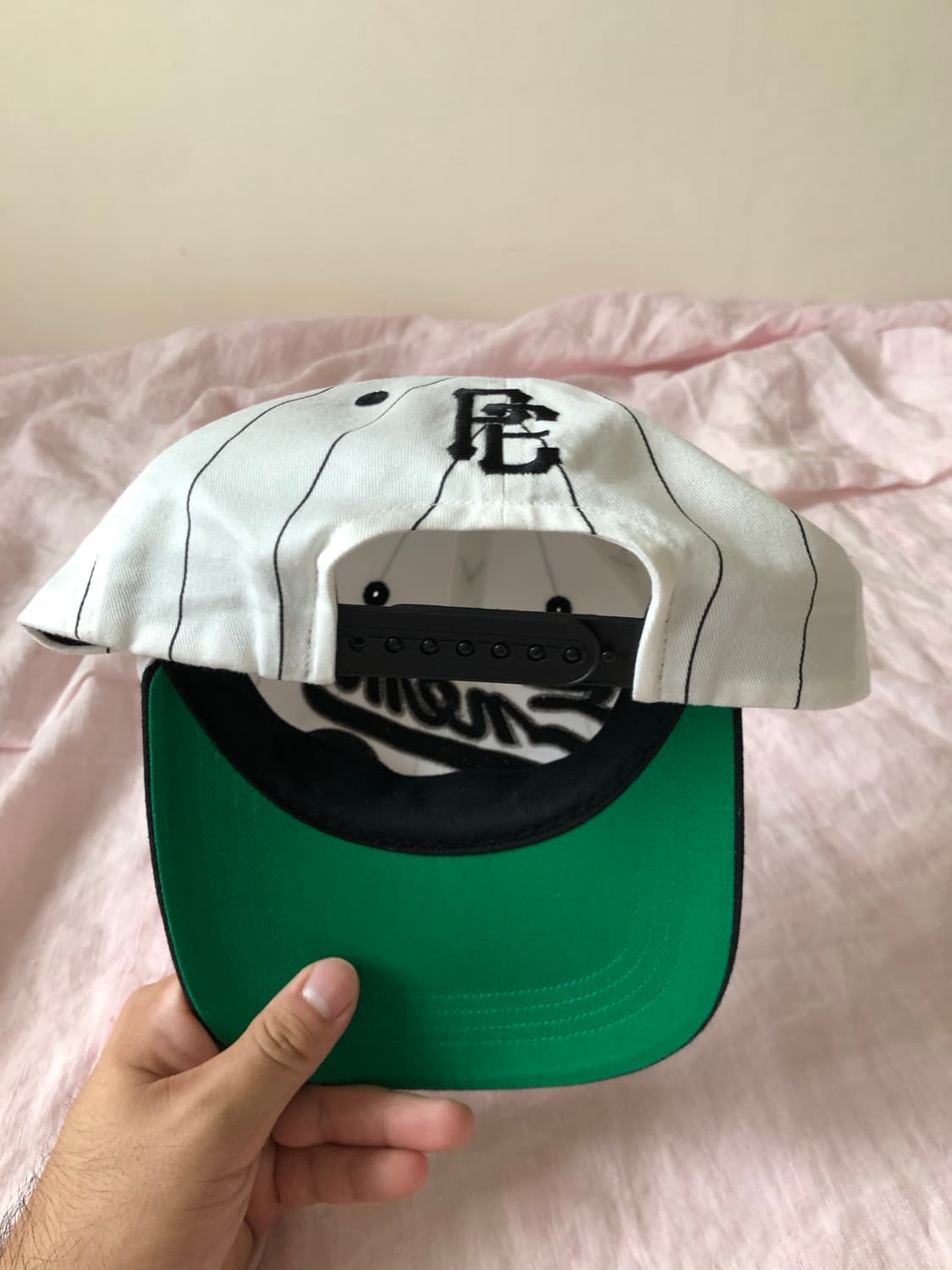 세인트미카엘 x 퍼블릭에너미 모자 상품이미지5