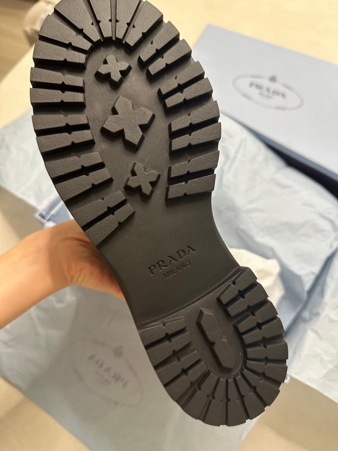 프라다 로퍼 다크초코 37 상품이미지3