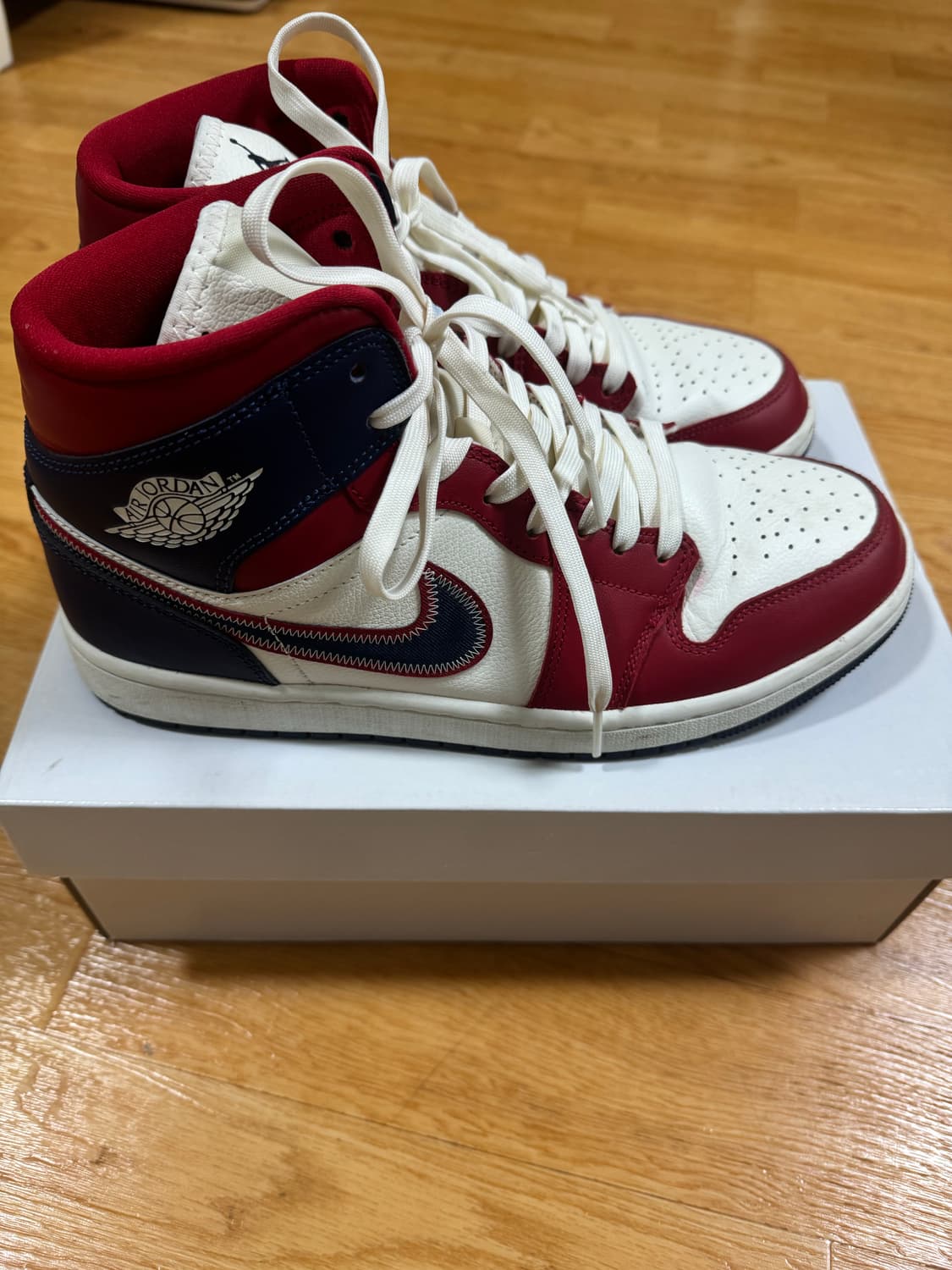 나이키 에어조던 미드  상품이미지3