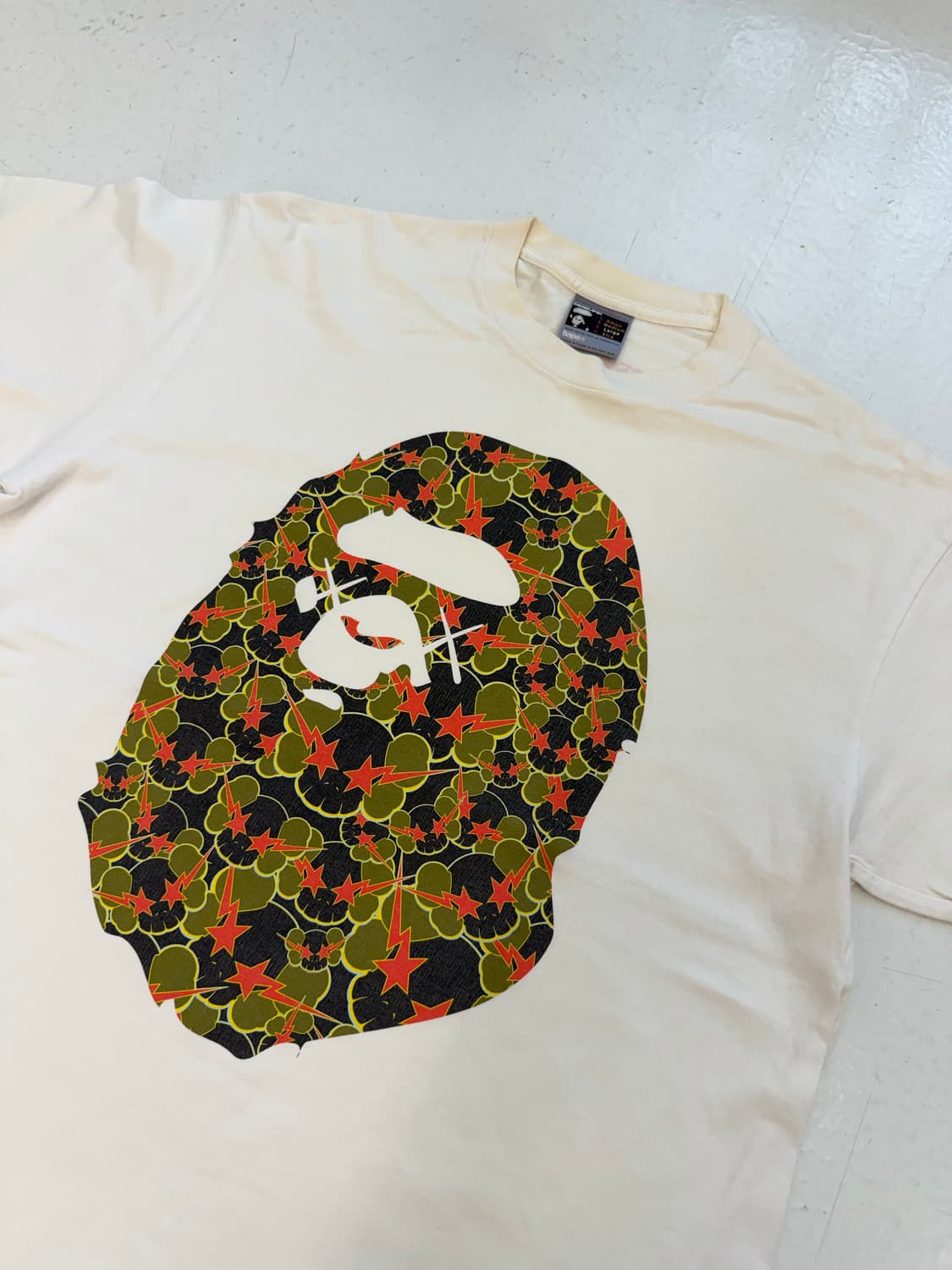 Bape x Kaws Skull Sta Head 티셔츠 상품이미지2