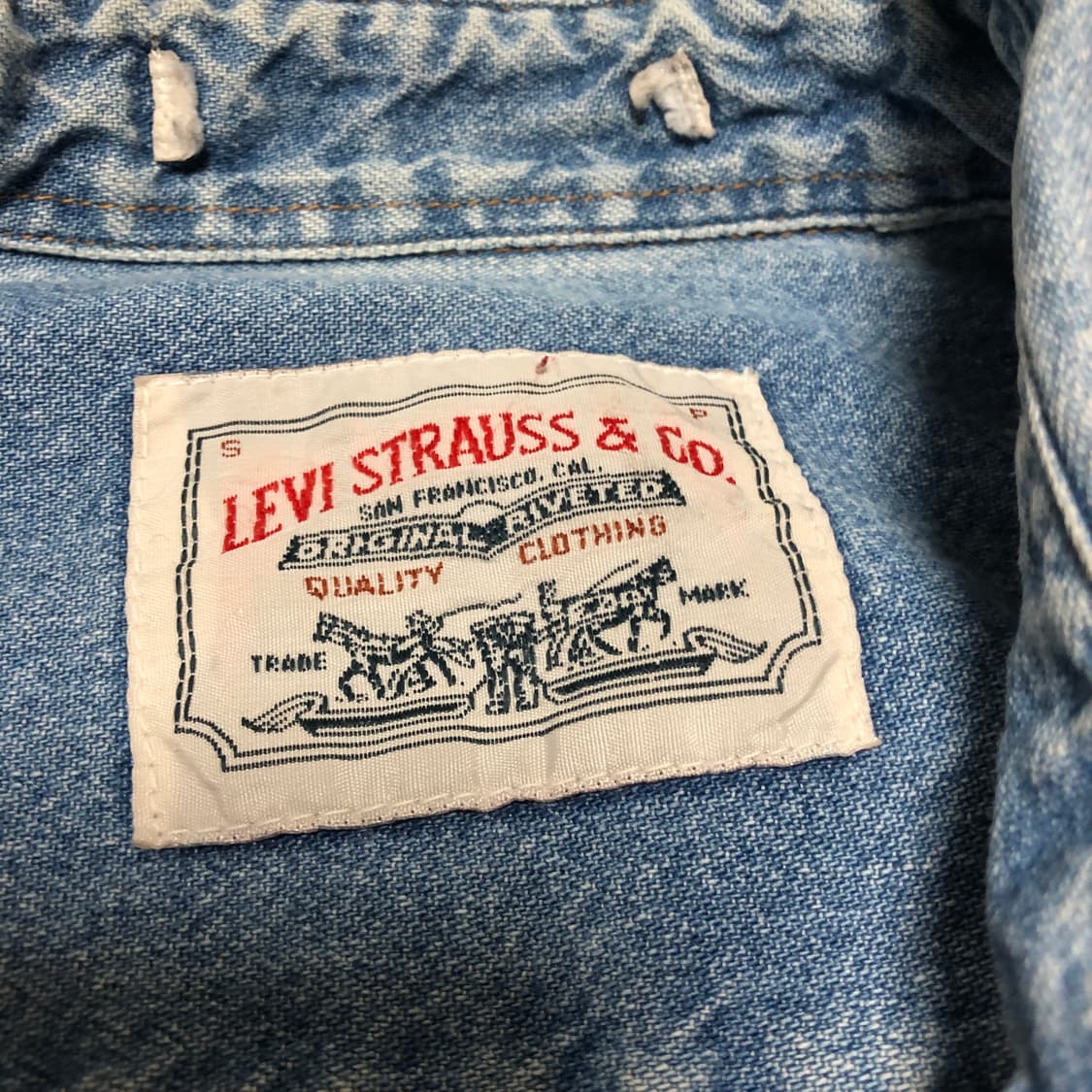 리바이스 오리지널 웨스턴 데님 셔츠 여성용 상품이미지4