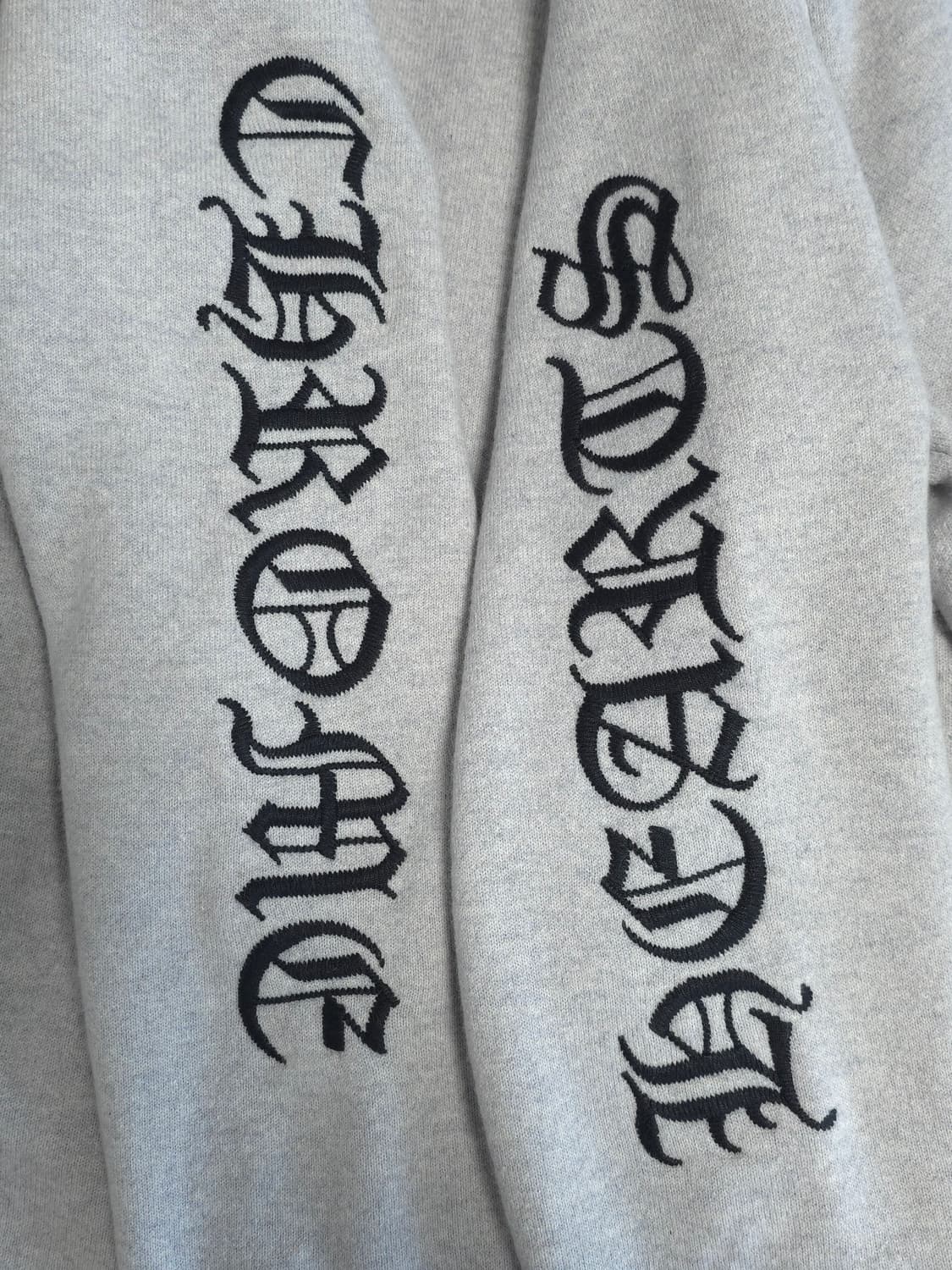 [XXL] 크롬하츠 레터링 자수 캐시미어 니트 그레이 상품이미지4