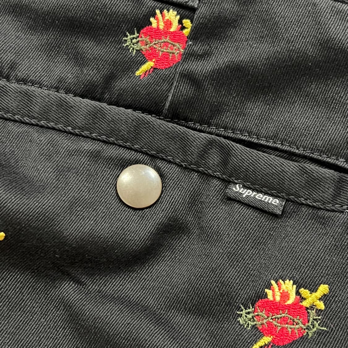 슈프림 17FW Sacred 하트 워크 팬츠 블랙 상품이미지6
