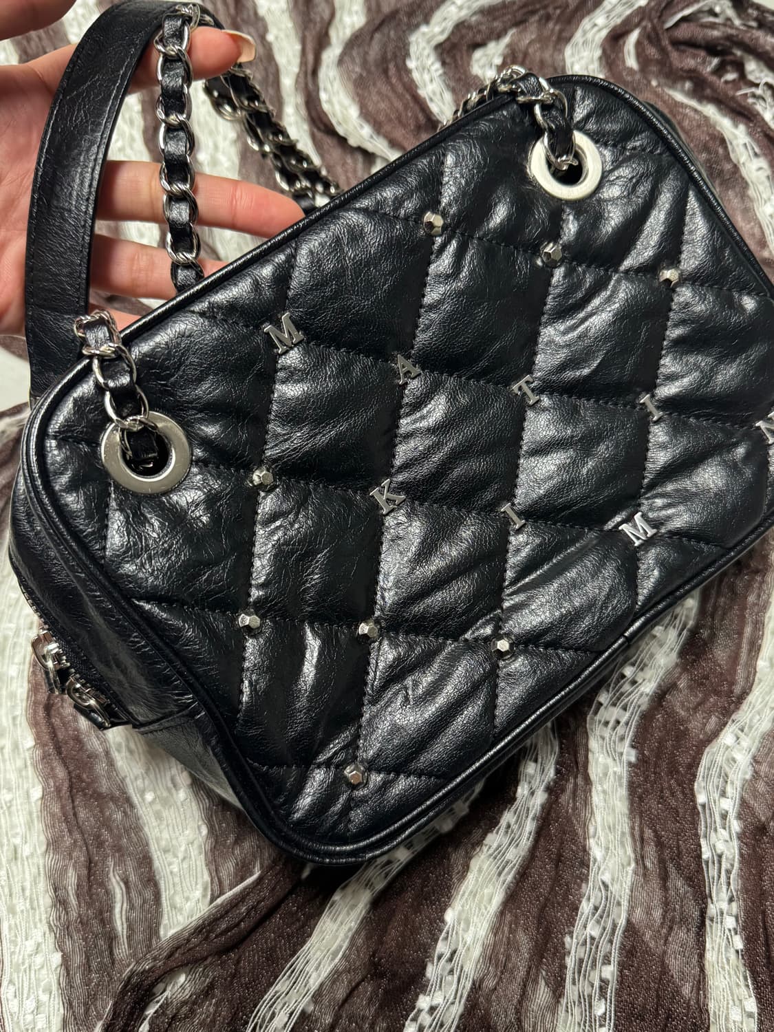 마뗑킴 스터드 미들 퀄팅백 상품이미지2