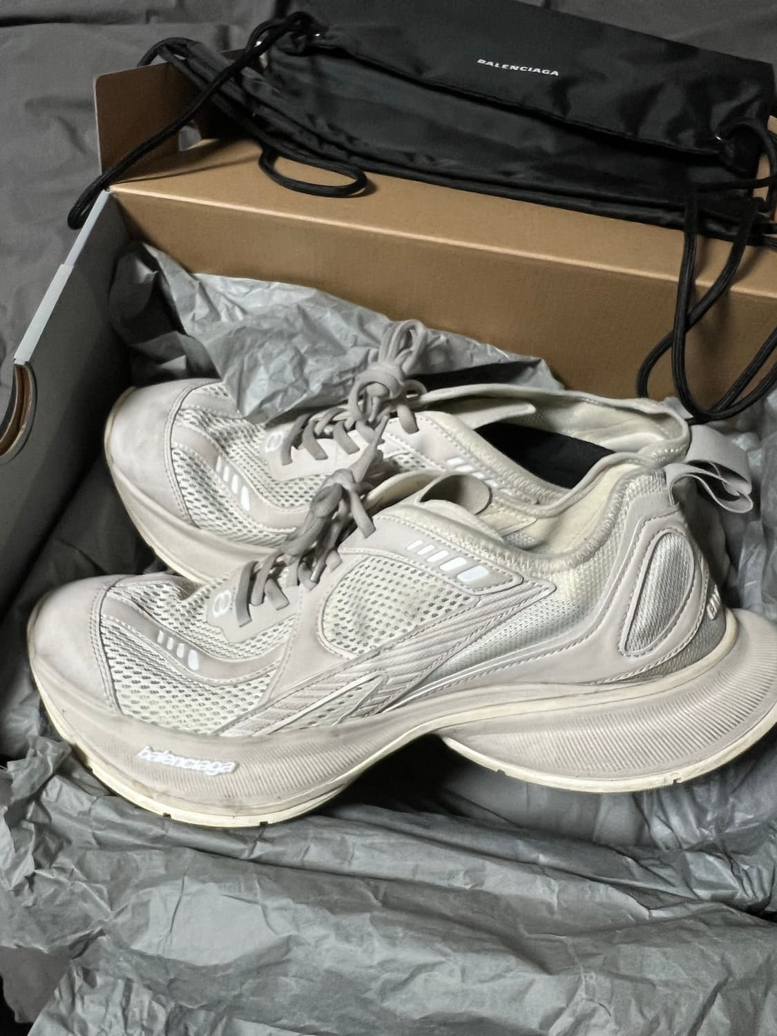 (43) 정가144 발렌시아가 서킷 베이지 국내매장판 상품이미지1