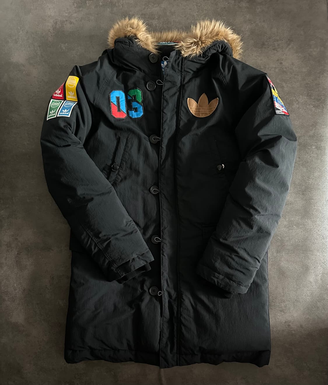 아디다스 오리지널스 배지 다운자켓 정품 100 상품이미지1
