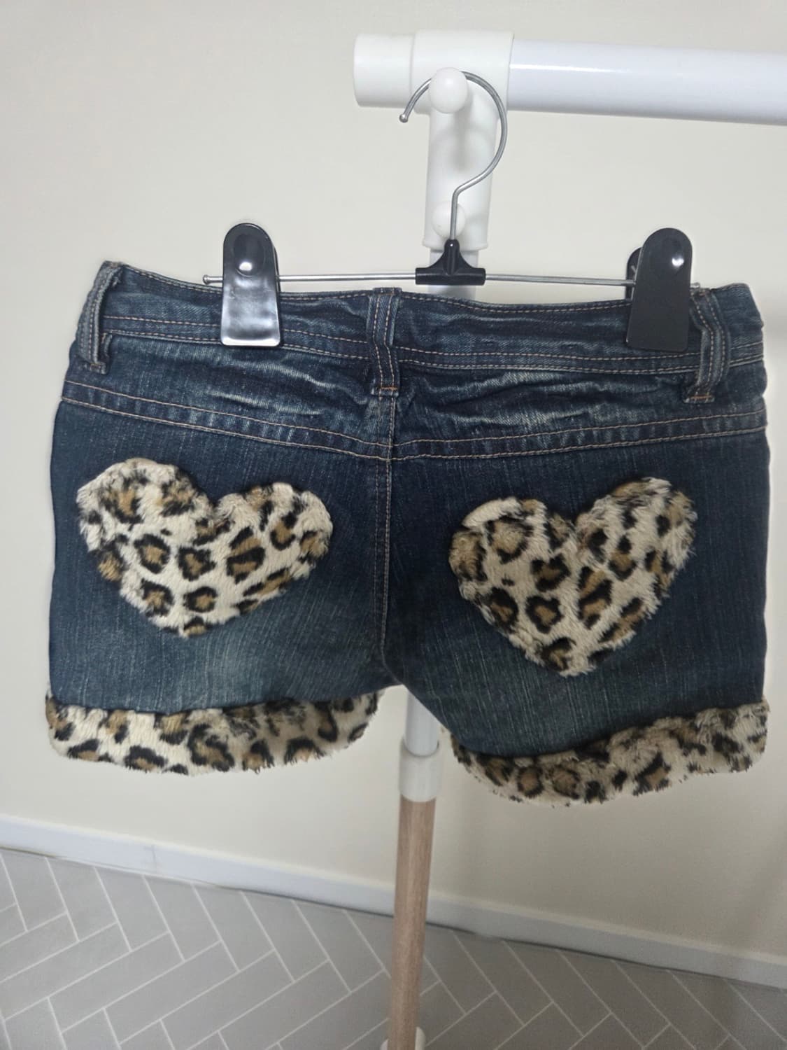 갸루 호피 퍼 청반바지 상품이미지2