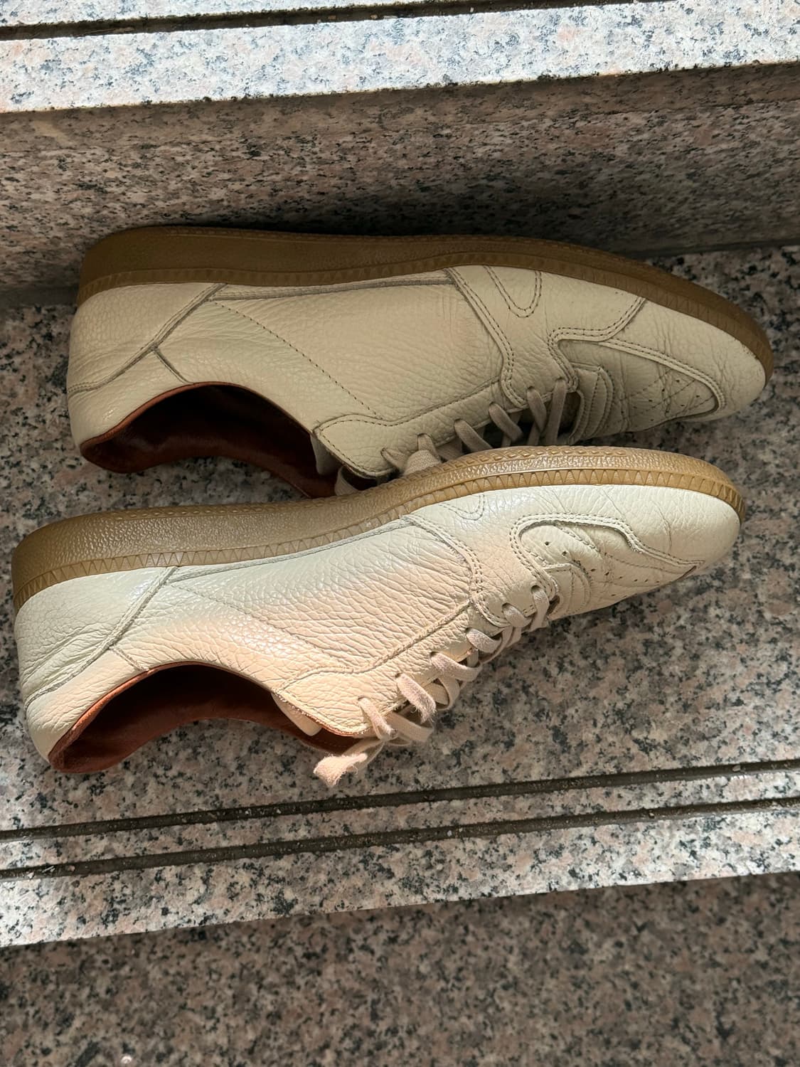 리프로덕션오브파운드 포르투갈군 트레이너 판나색상 265사이즈 판매 상품이미지4