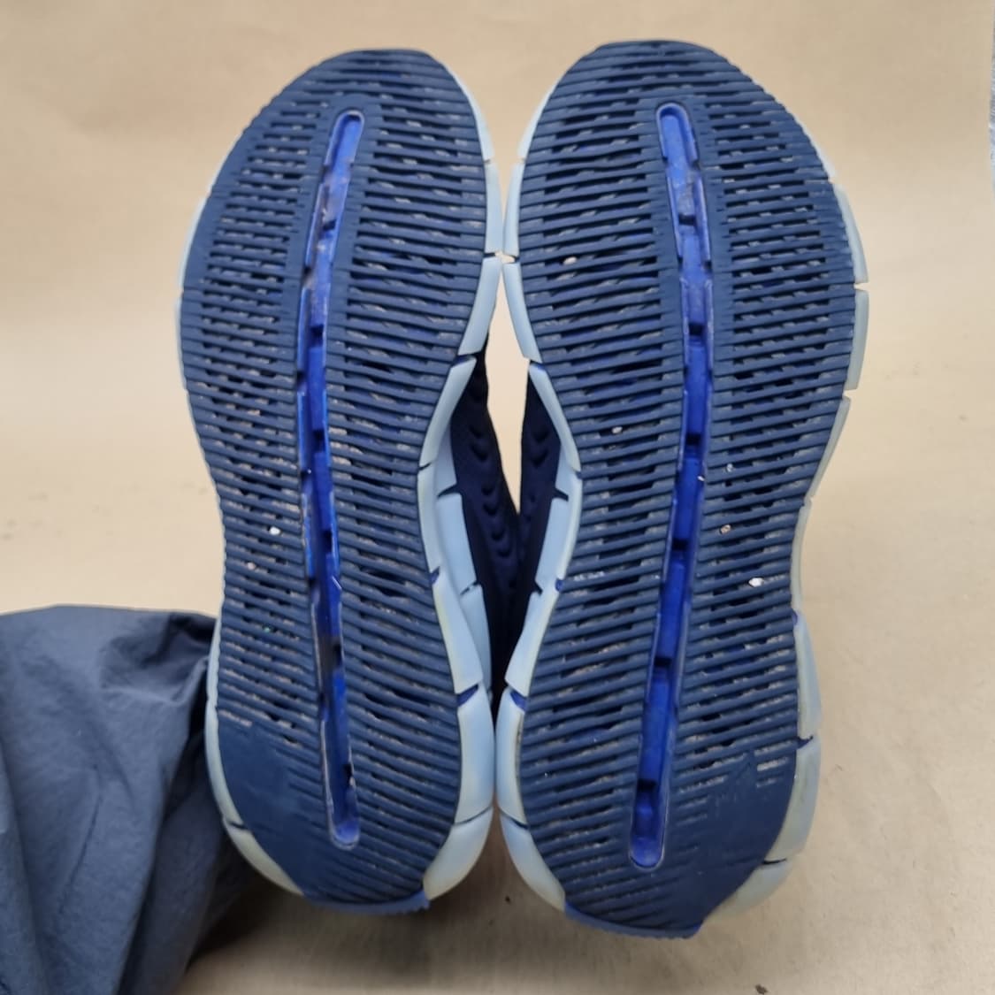 리복 직키네티카 남성운동화270  상품이미지3