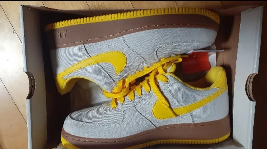 나이키 에어포스1 07 TXT 라이트 본 275 상품이미지2