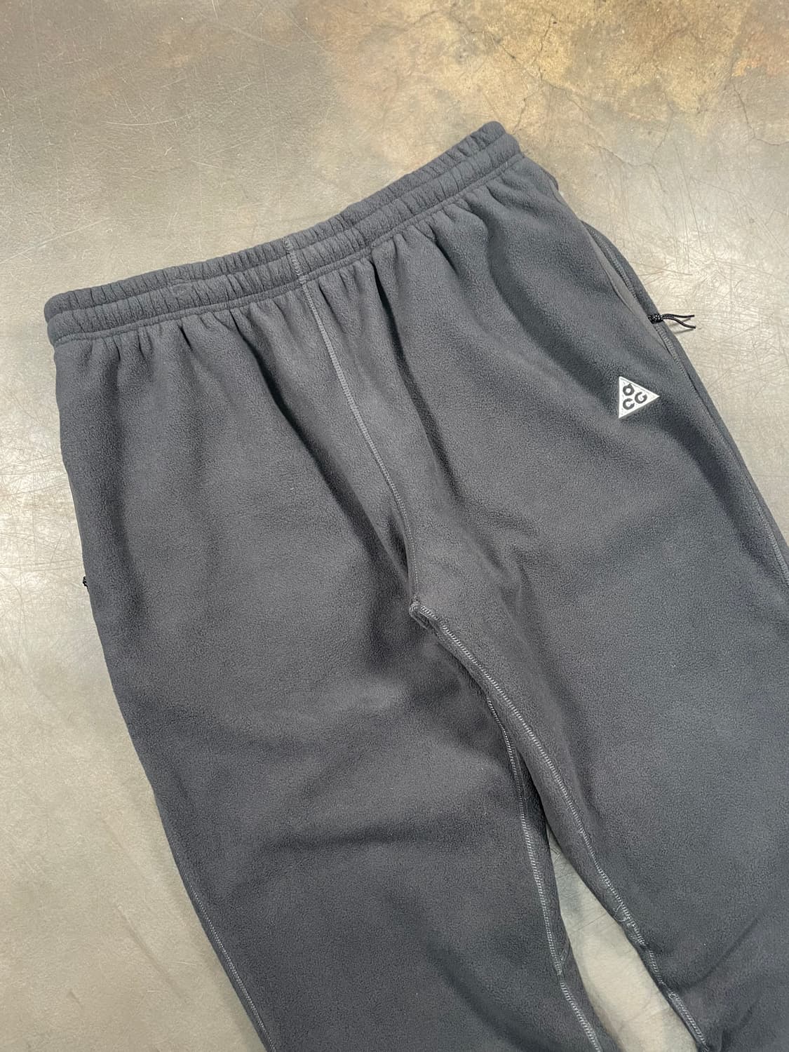 나이키 ACG 데드스탁 플리스 팬츠 상품이미지3