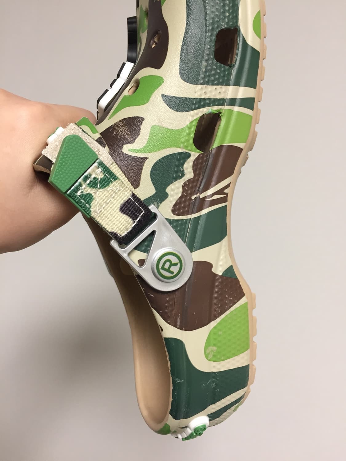 BAPE × CROCS 클로그 240 상품이미지6
