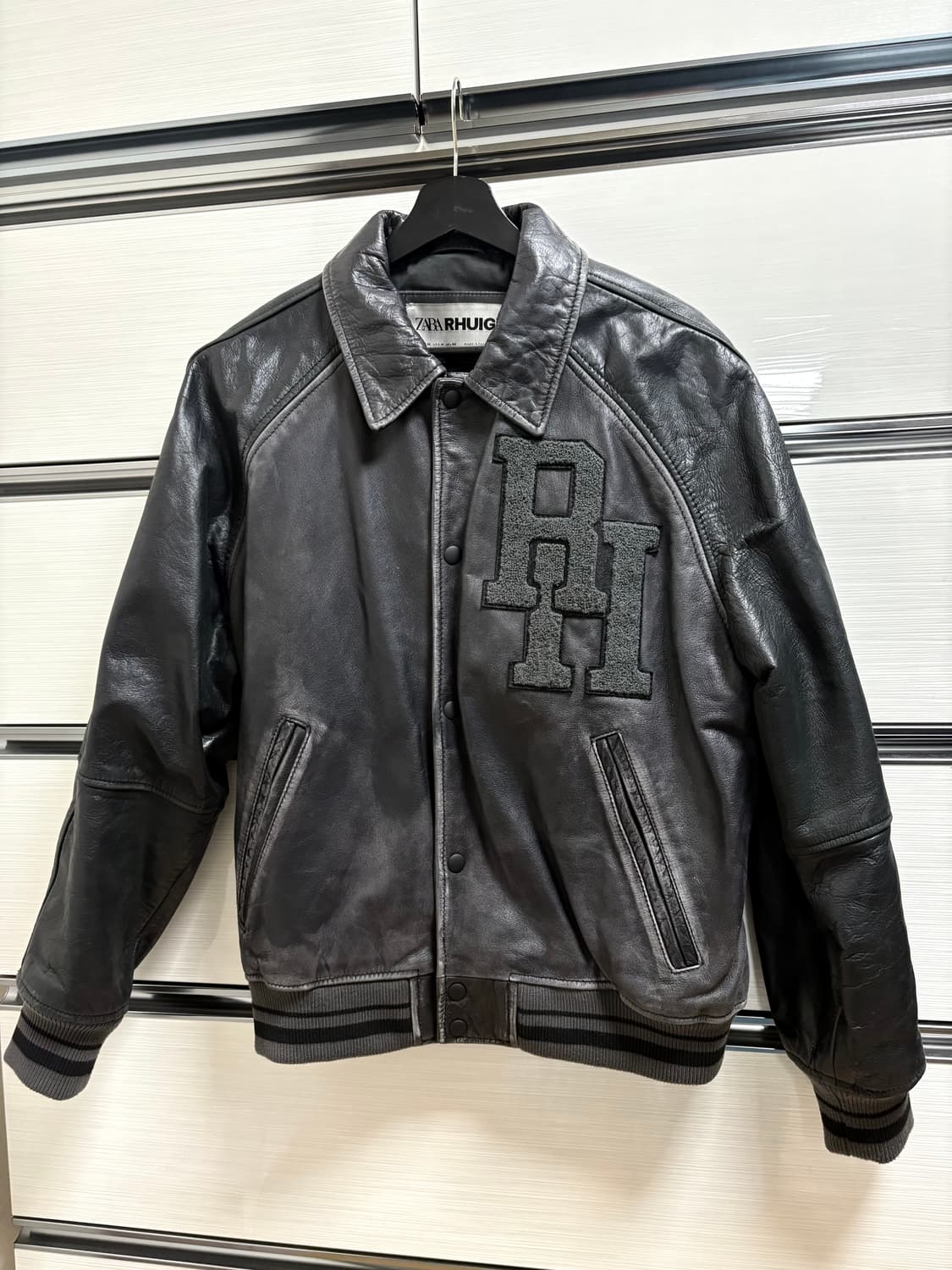 rhude X zara 버팔로 소가죽 바시티 자켓 rhuigi 루이지 상품이미지1