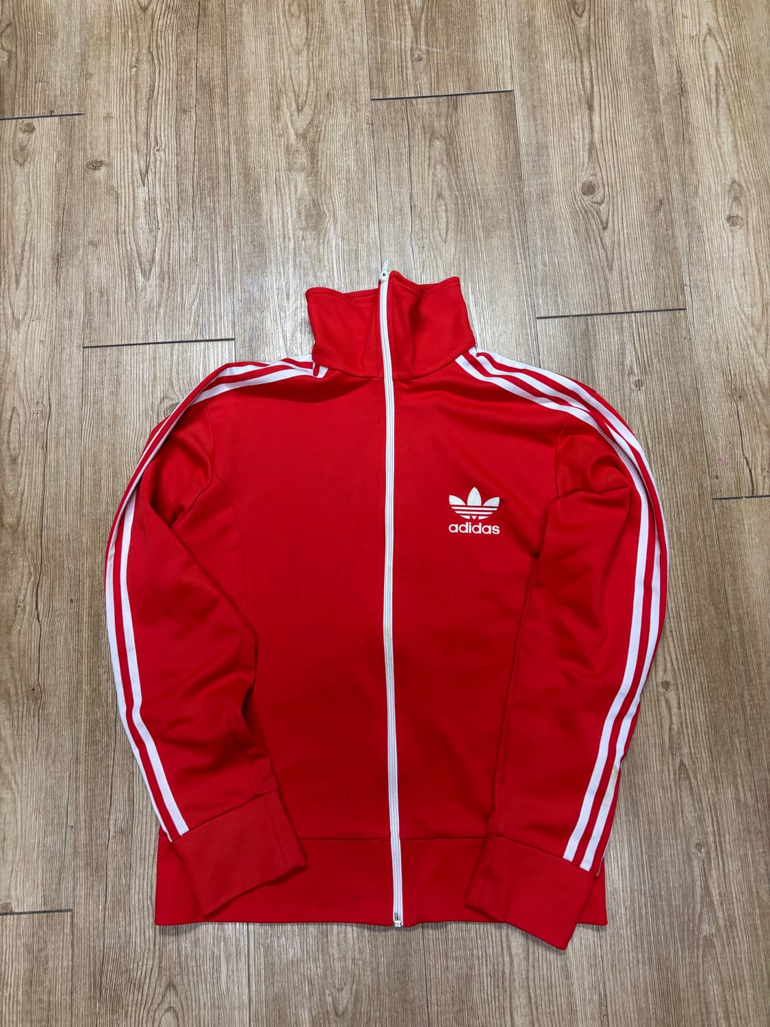 아디다스 구유로파 레드 져지 상품이미지1