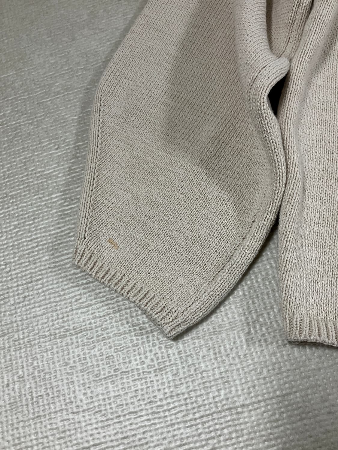 낫띵리튼 s/s 코튼 브이넥 니트 상품이미지3